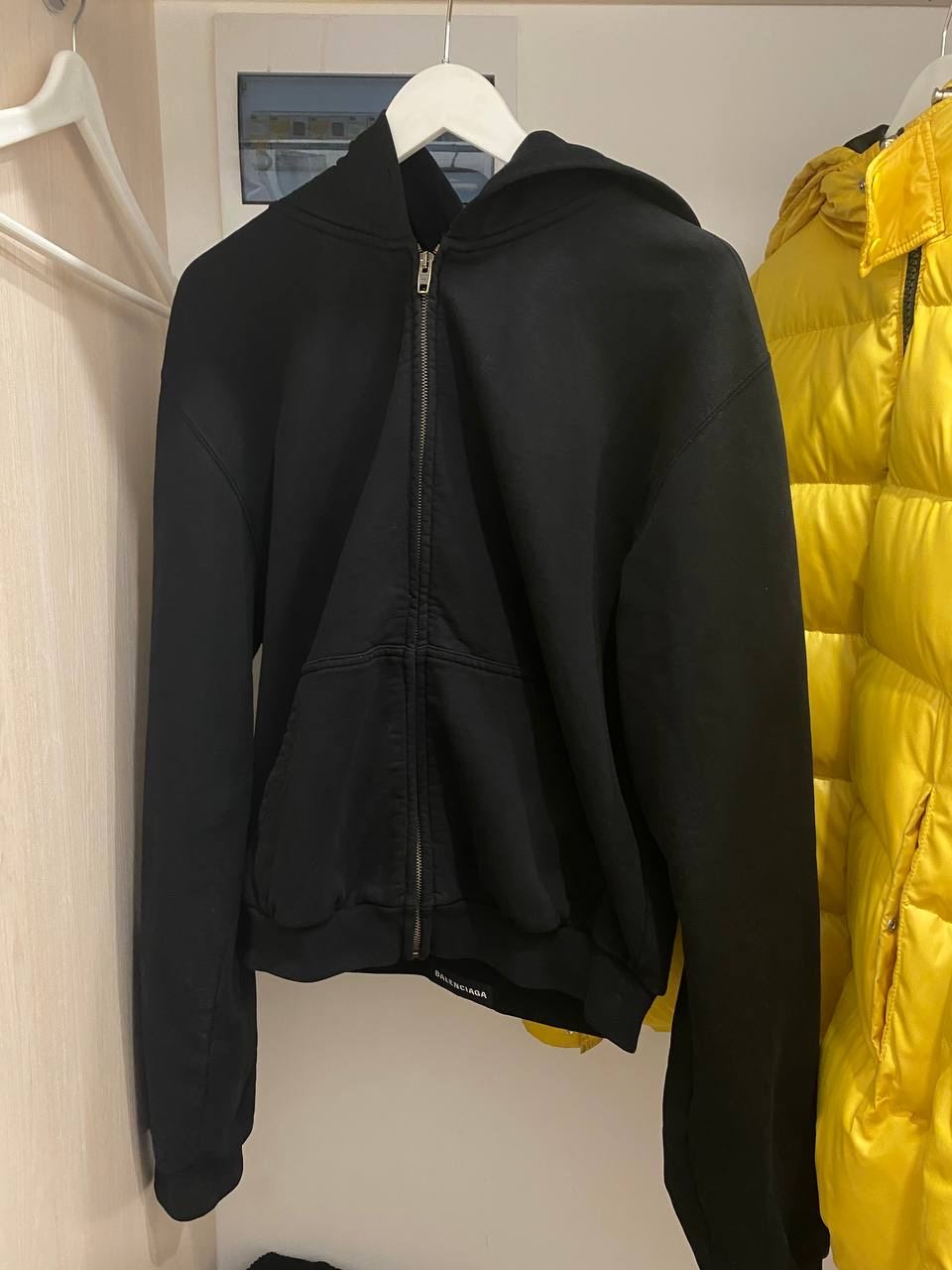 Balenciaga Худи, миниатюра 1