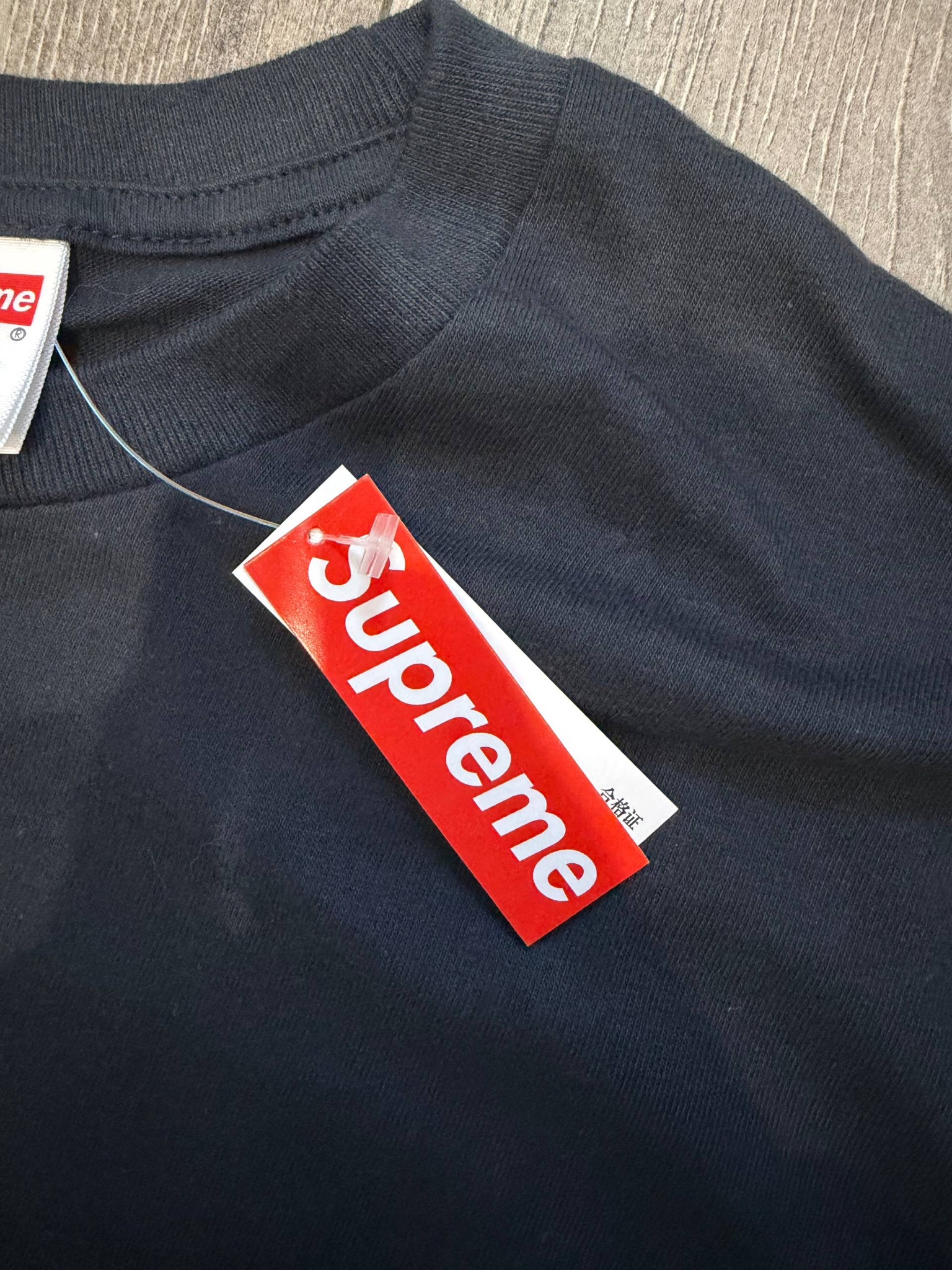 Supreme Prayer Card Box Logo Tee Navy, миниатюра 6