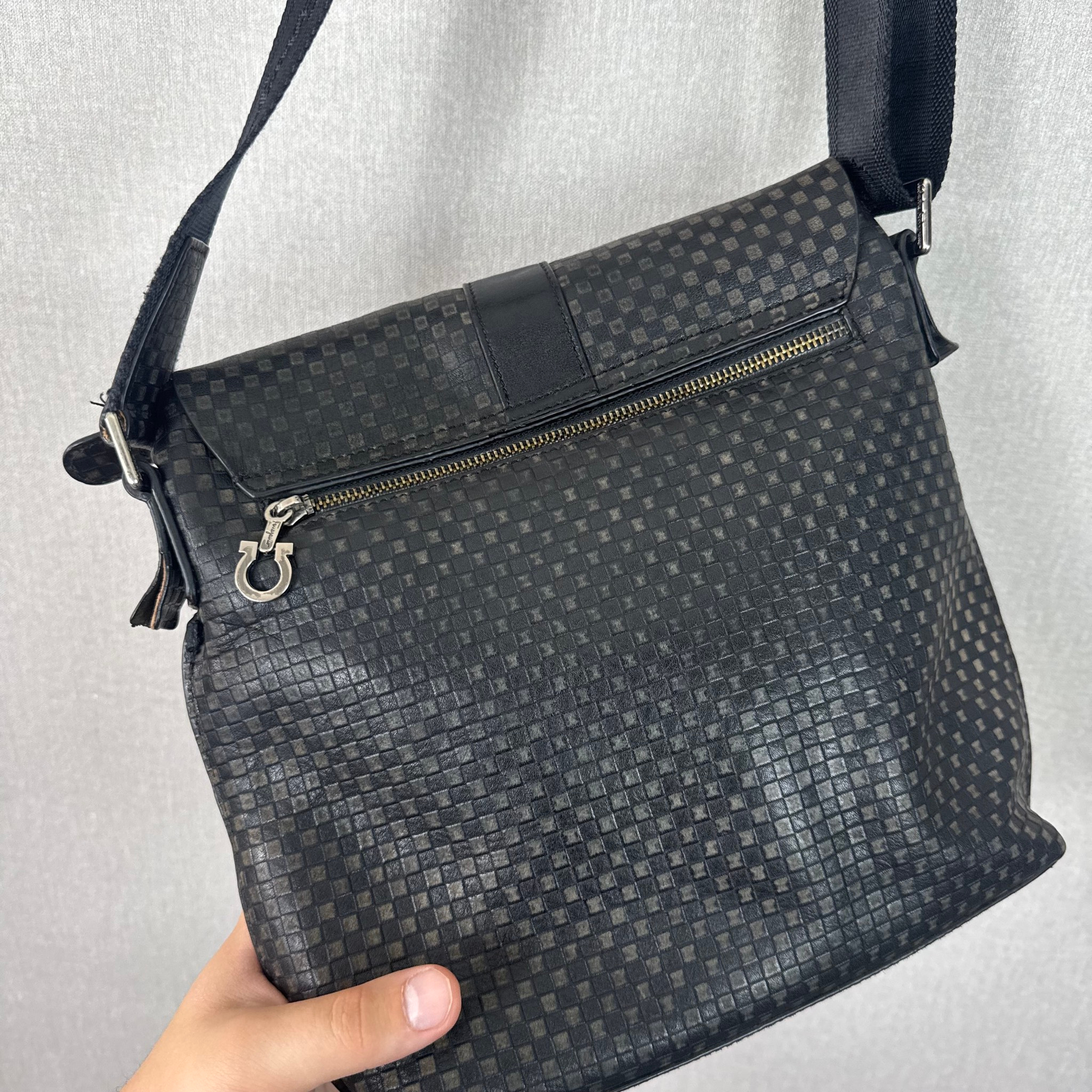 Salvatore Ferragamo Learher Bag, миниатюра 9
