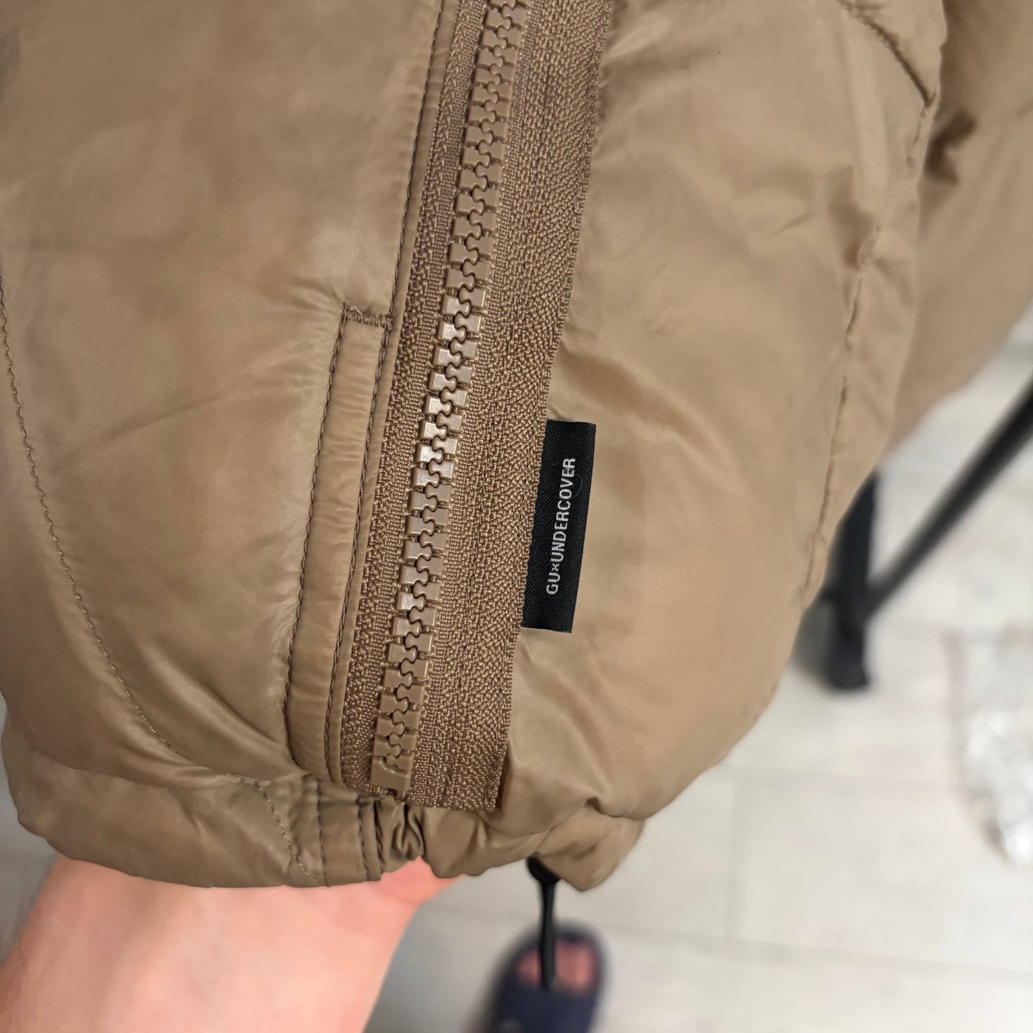 Undercover Пуховик Undercover x GU, миниатюра 4