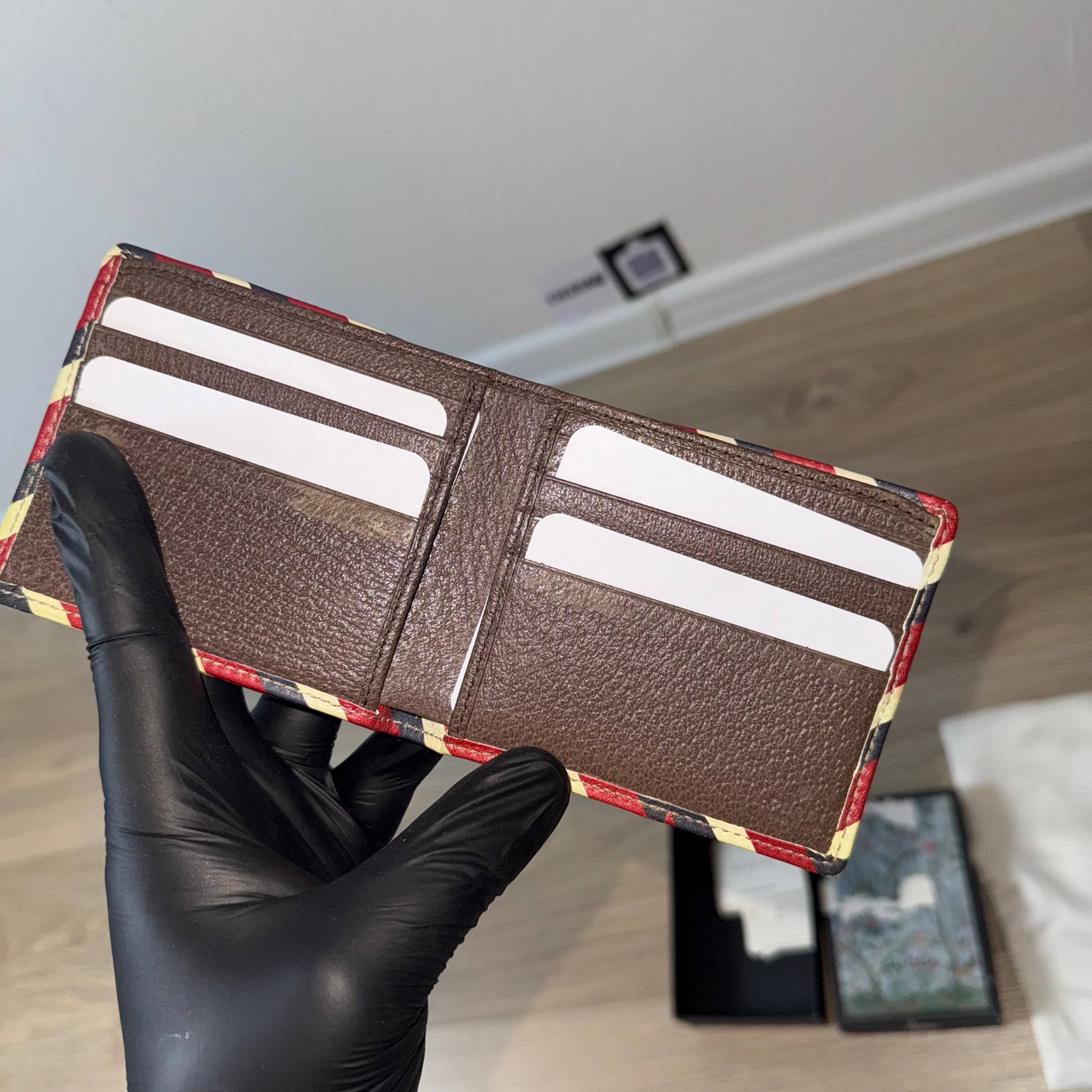 Gucci x Supreme courrier, миниатюра 3