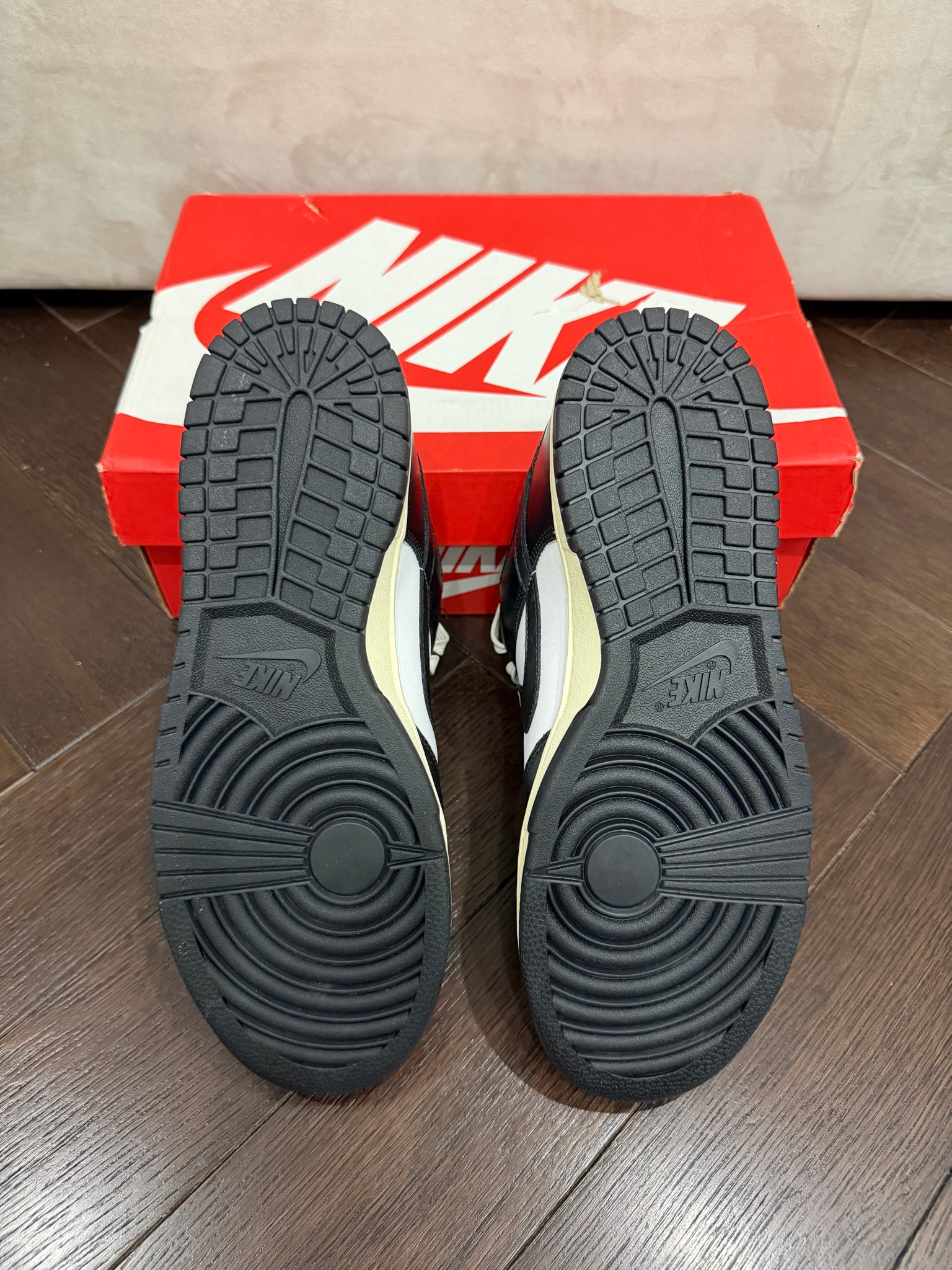 Nike Dunk Low Vintage Panda, миниатюра 5