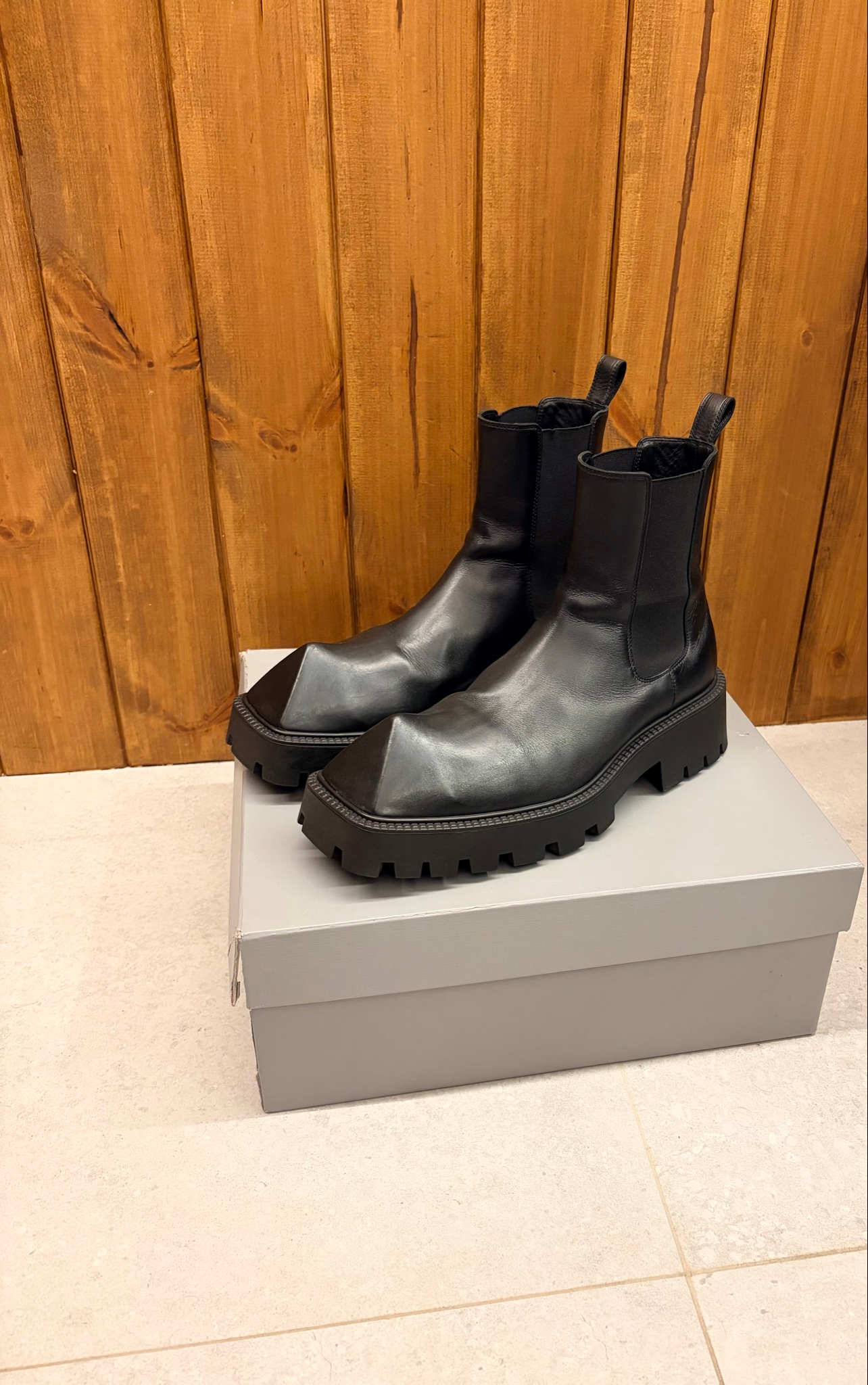 Balenciaga Rhino, миниатюра 1