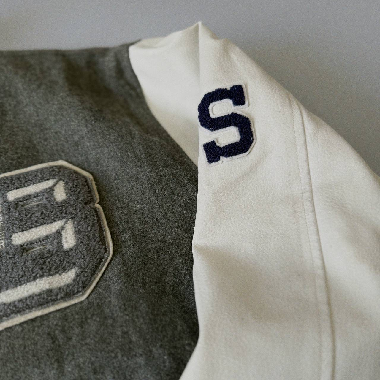 BUSTER 1990-2000s Vintage Varsity Bomber Jacket, миниатюра 3