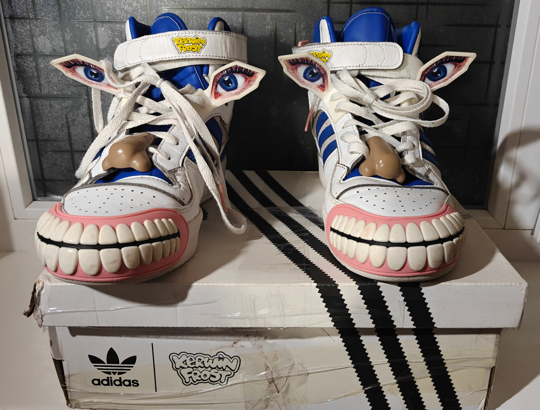 Adidas x Kerwin  Frost Humanchives, миниатюра 1