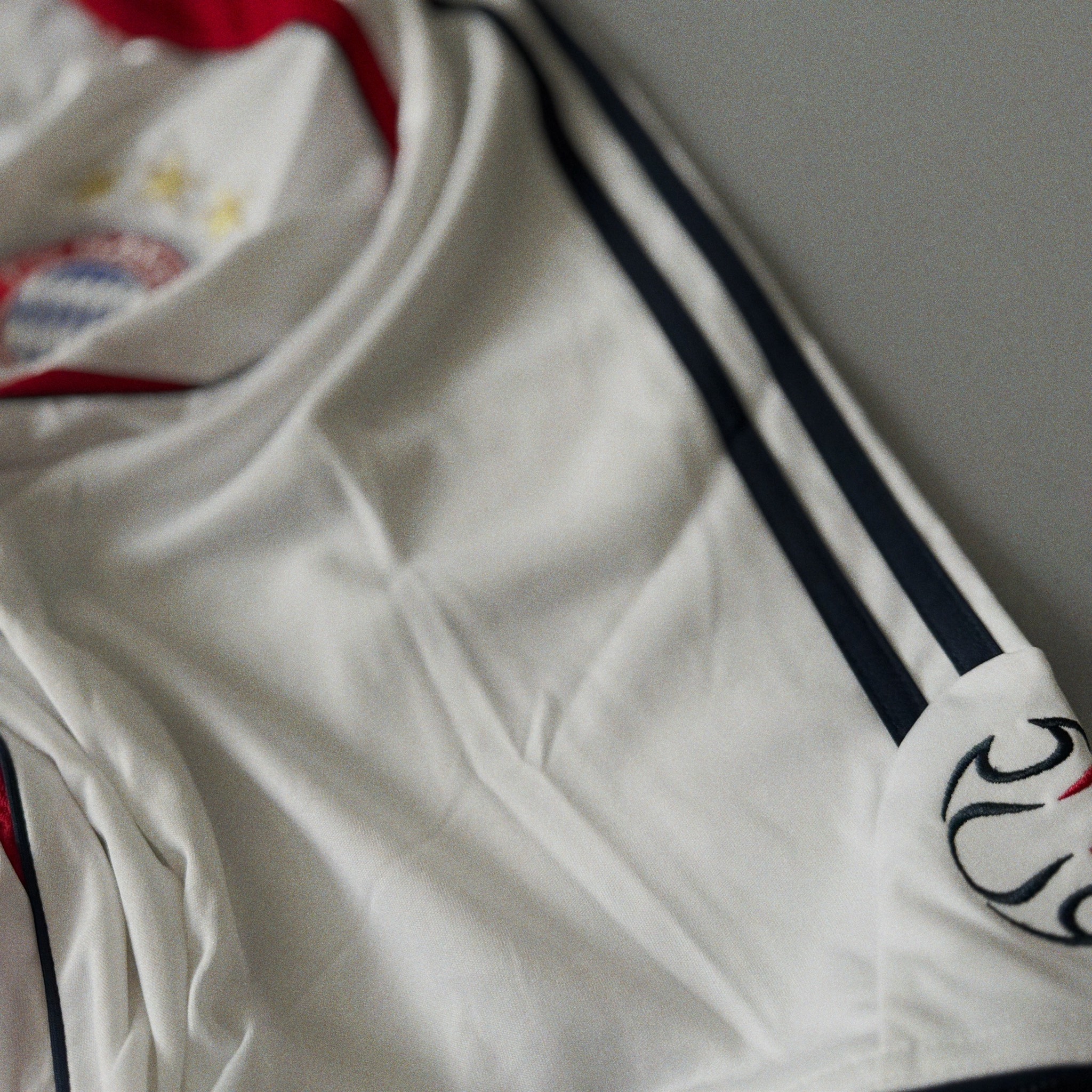 Adidas x FC Bayern Munich 2006-07 Vintage Jersey, миниатюра 6