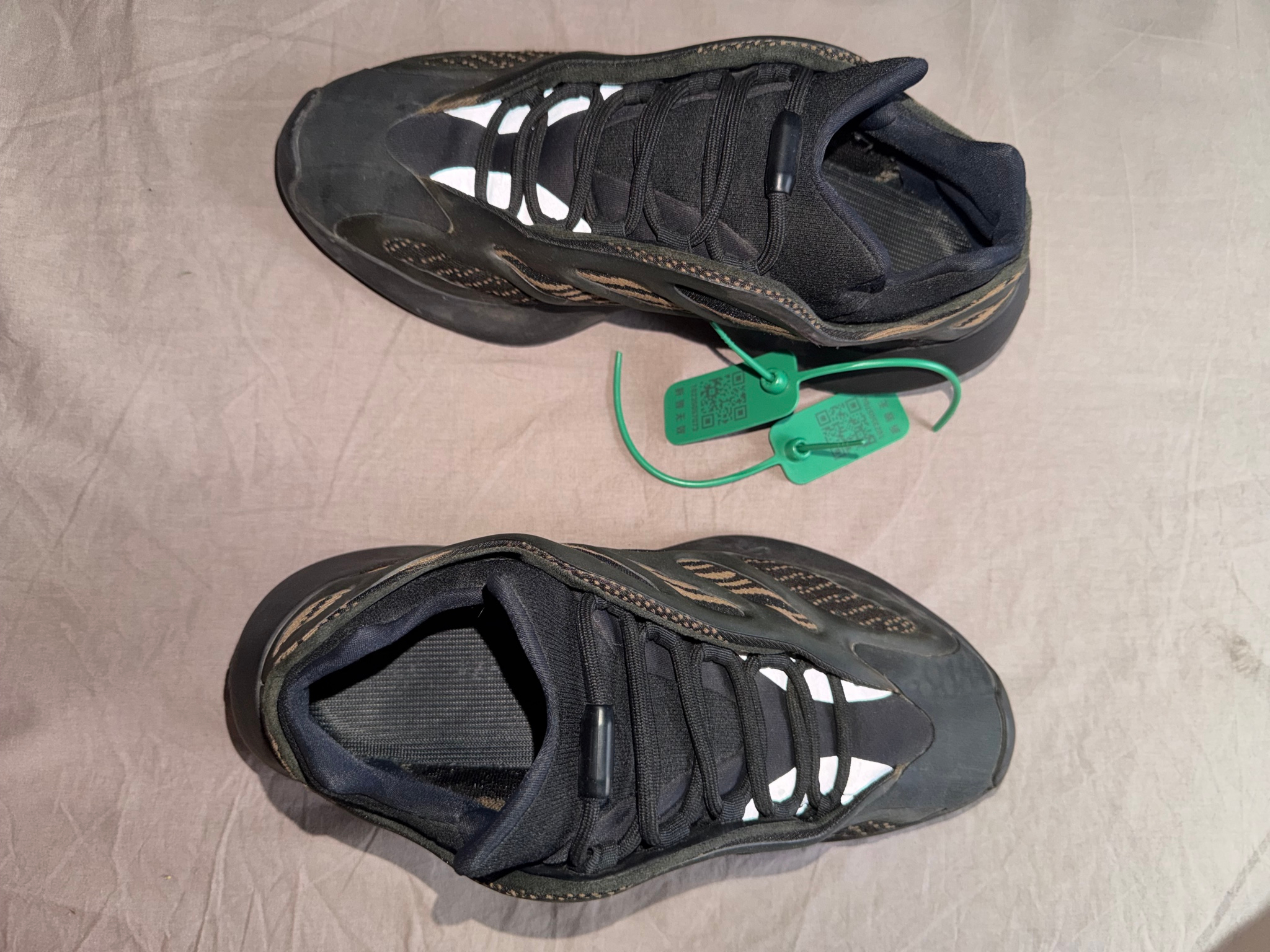 adidas adidas easy boost 700 v3, миниатюра 3