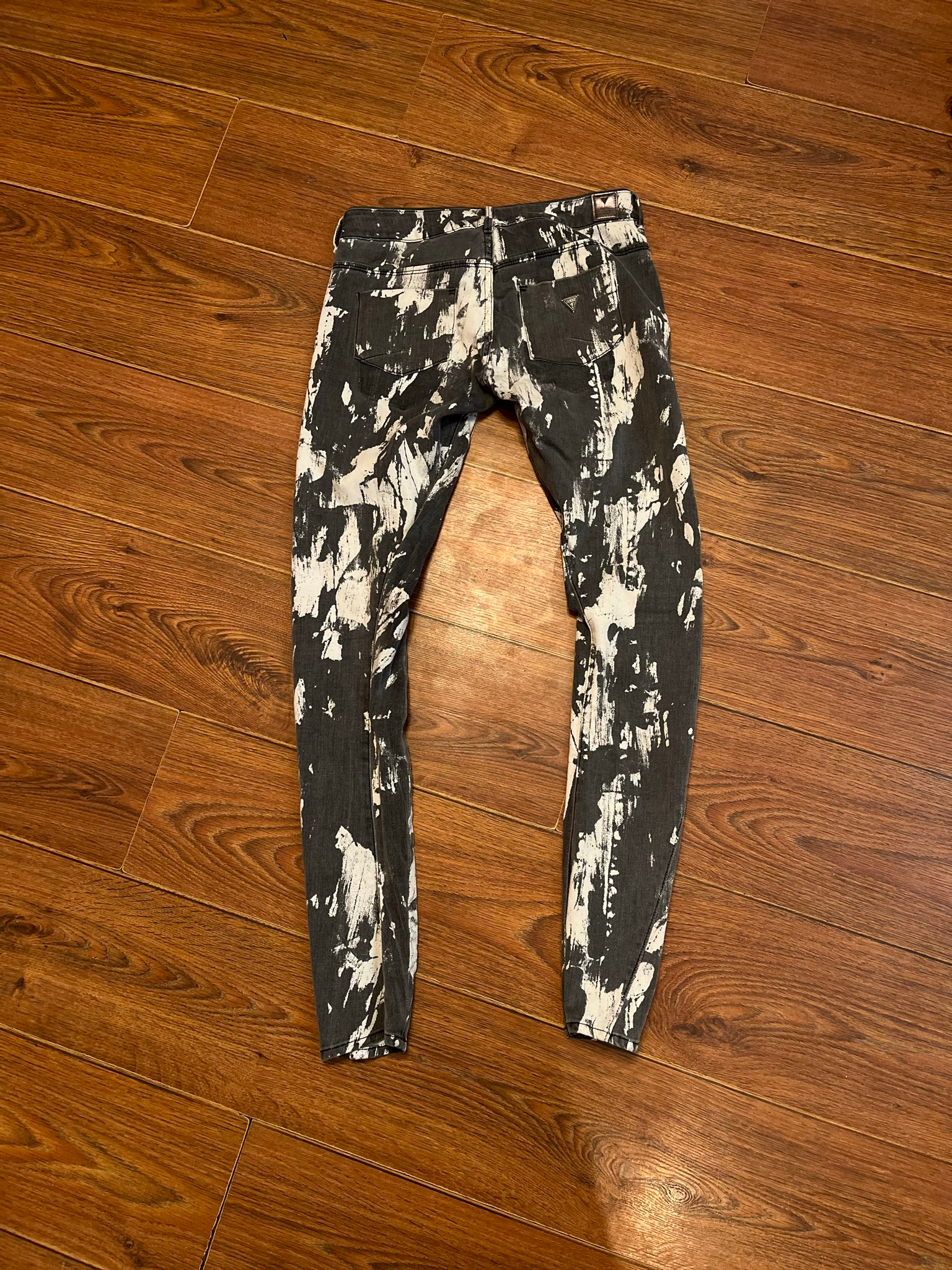 Guess Jeans, миниатюра 2
