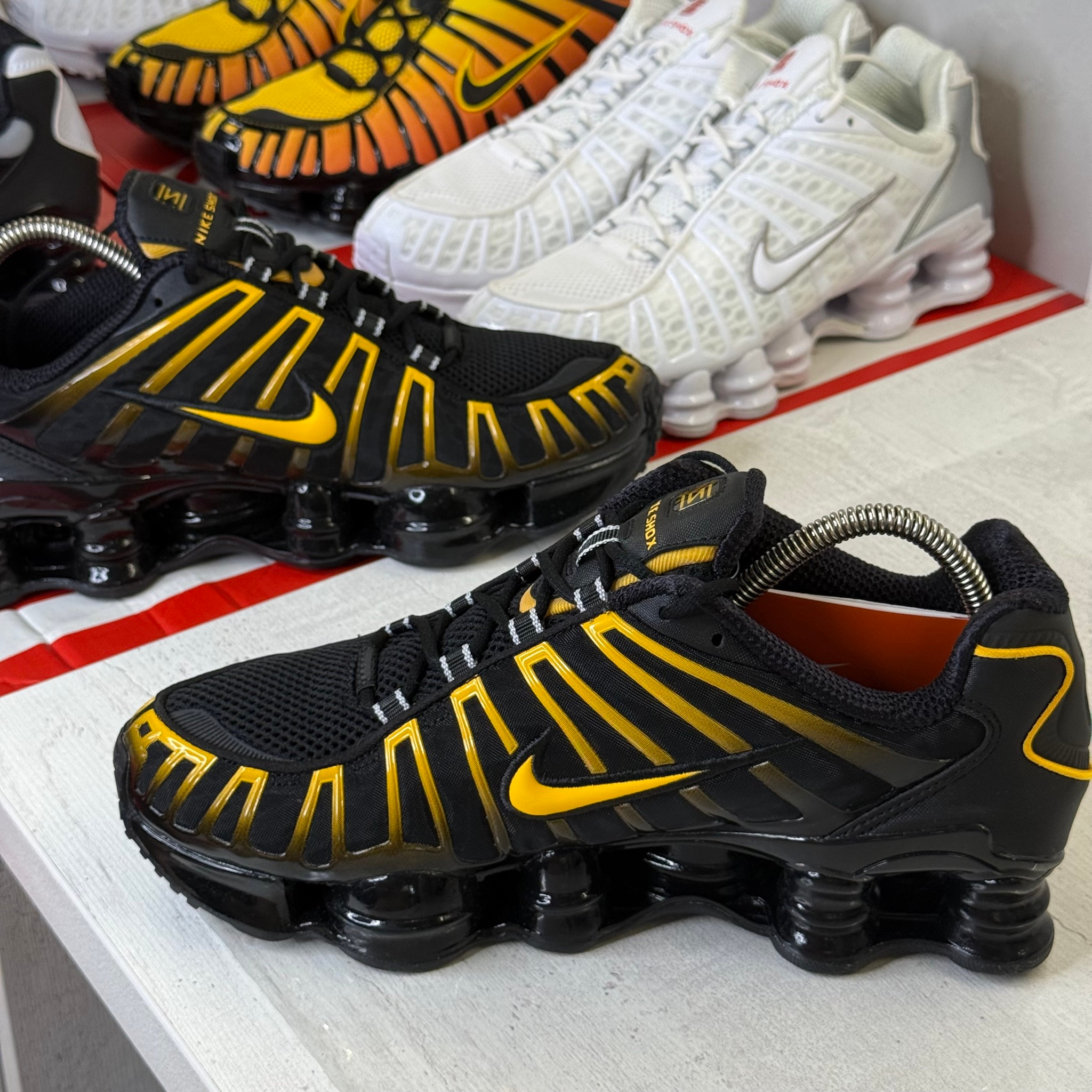 Nike Shox TL NFL Black University Gold, миниатюра 10