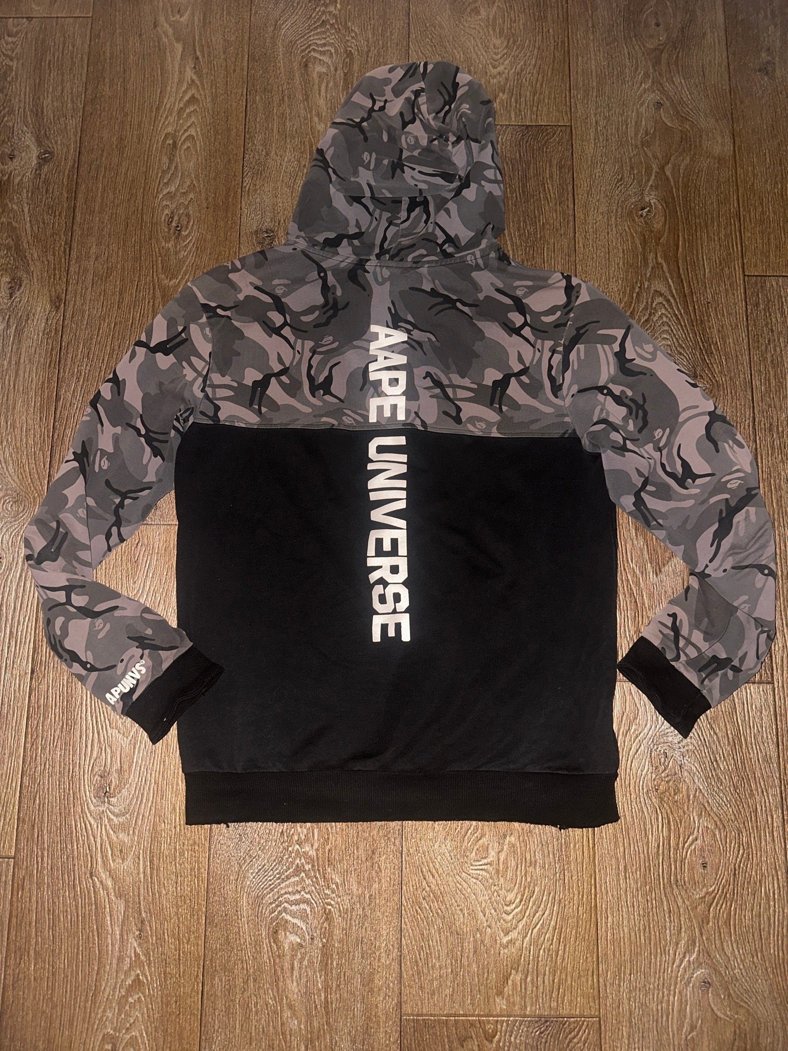 Aape Худи, миниатюра 2