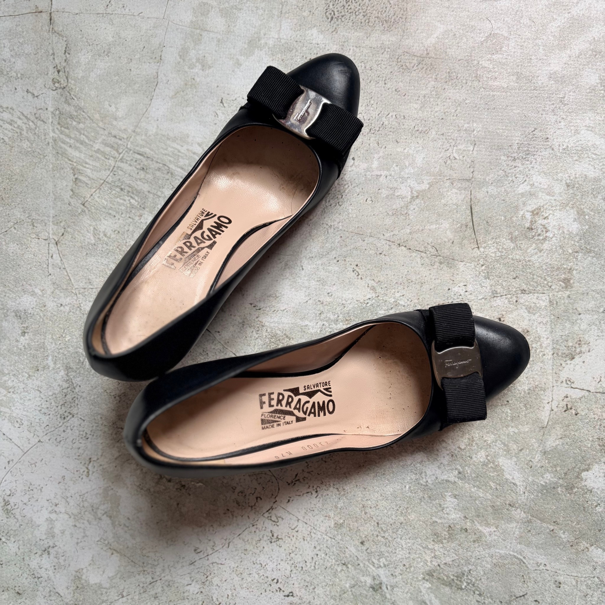 Salvatore Ferragamo Flo Vara Bow Wedge, миниатюра 2