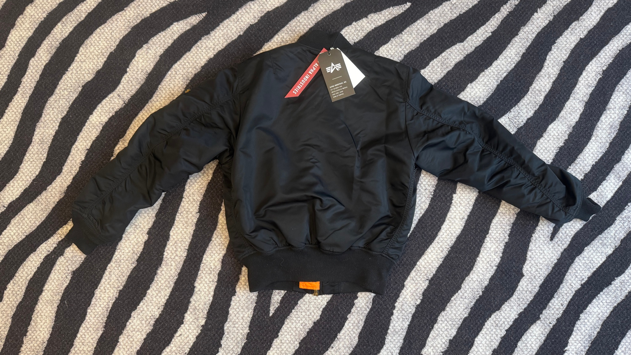 Alpha Industries MA-1 BLOOD CHIT (BLACK), миниатюра 2