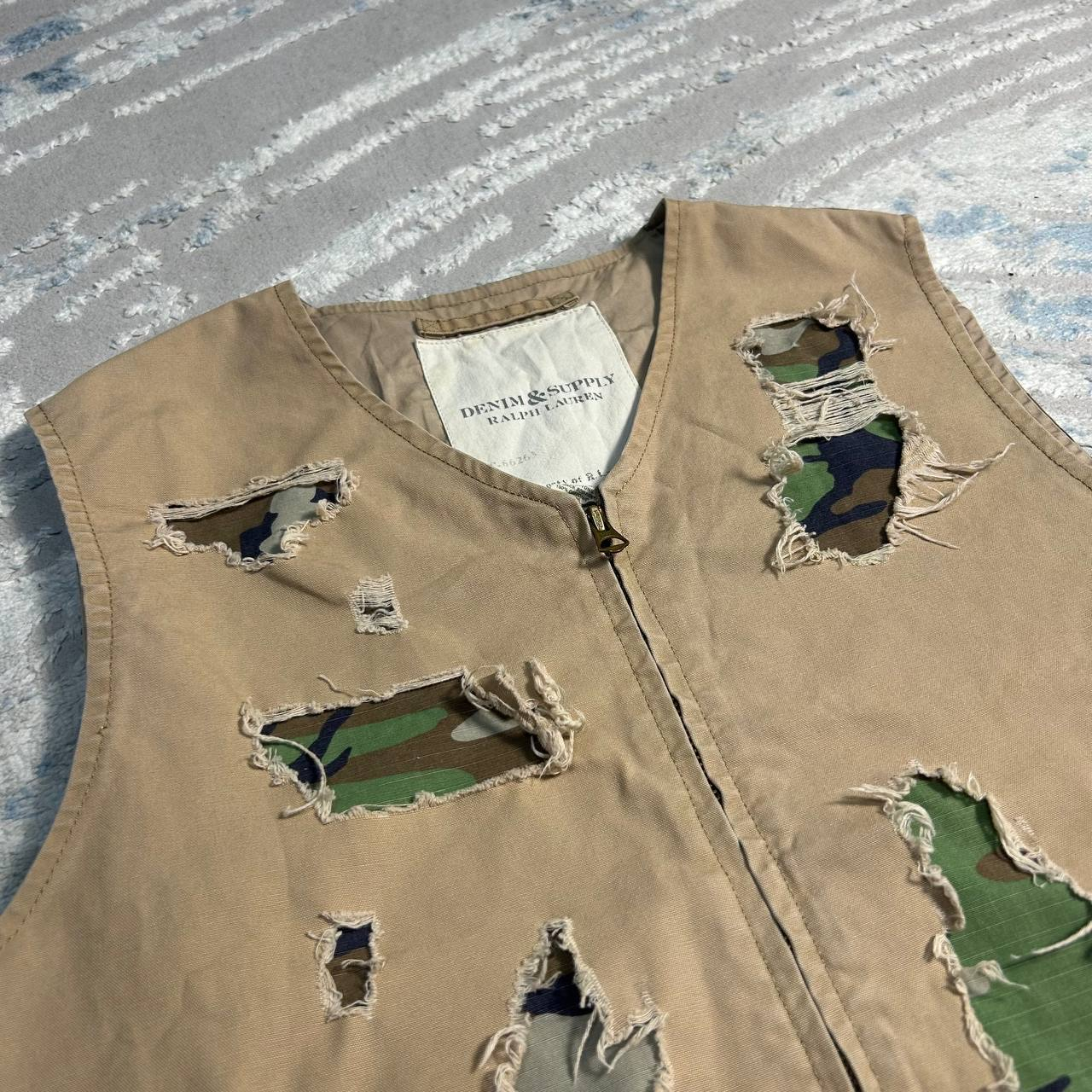 Denim & Supply Ralph Lauren Distressed Camo Patch Vest, миниатюра 4