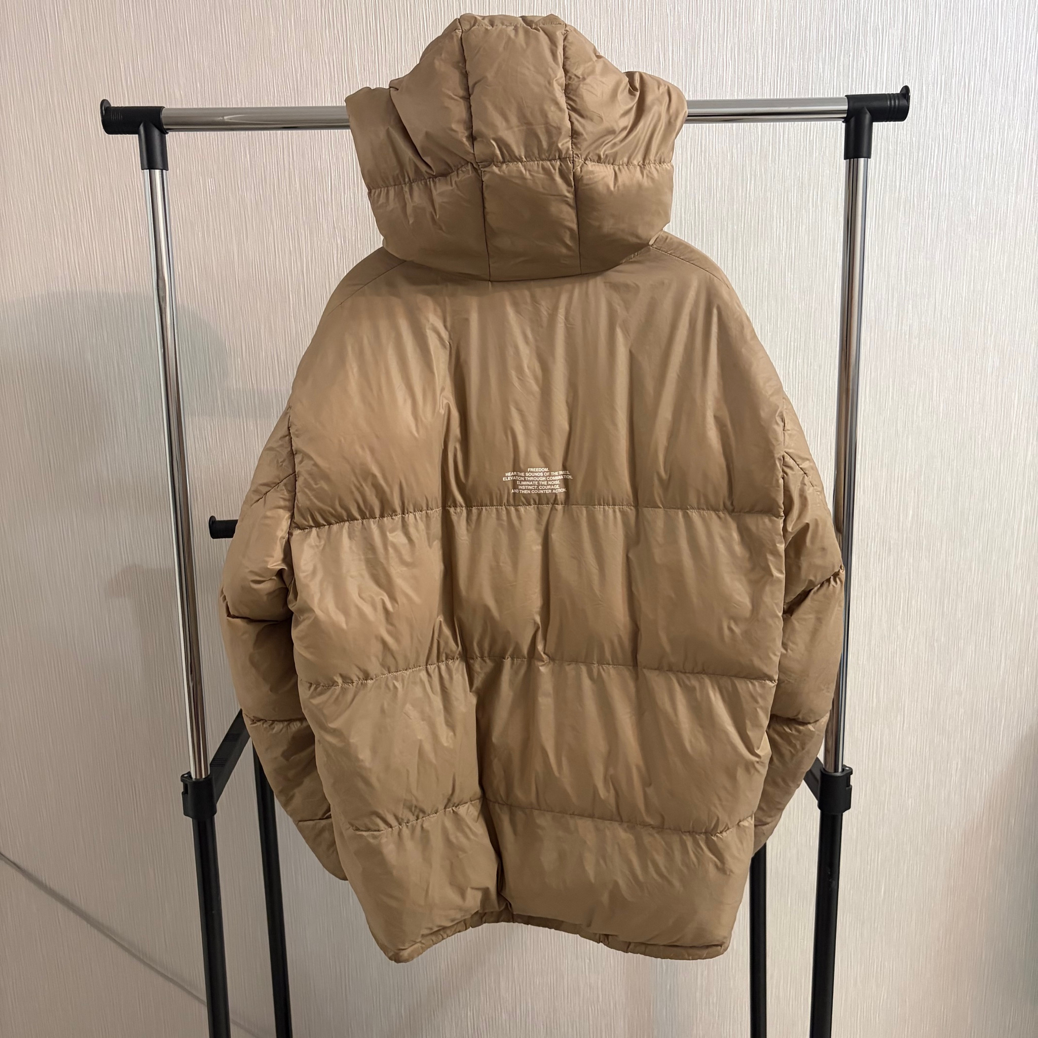 Undercover Пуховик Undercover x GU, миниатюра 2