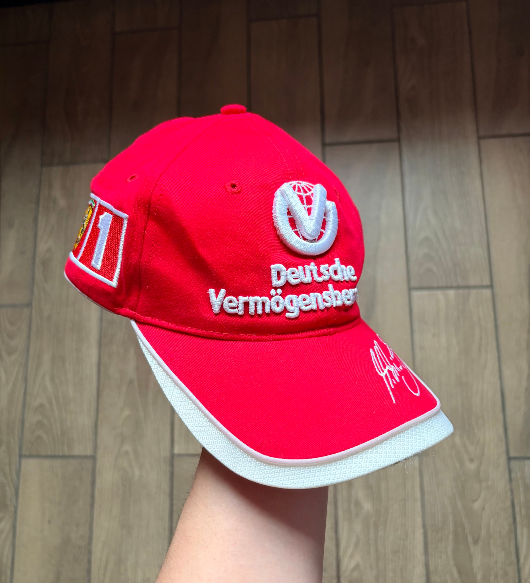 Michael Schumacher Ferrari Dragon Collection 2005-2006, миниатюра 6