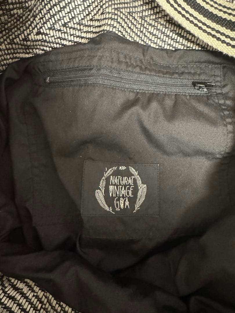 G.O.A Shoulder tote bag, миниатюра 3