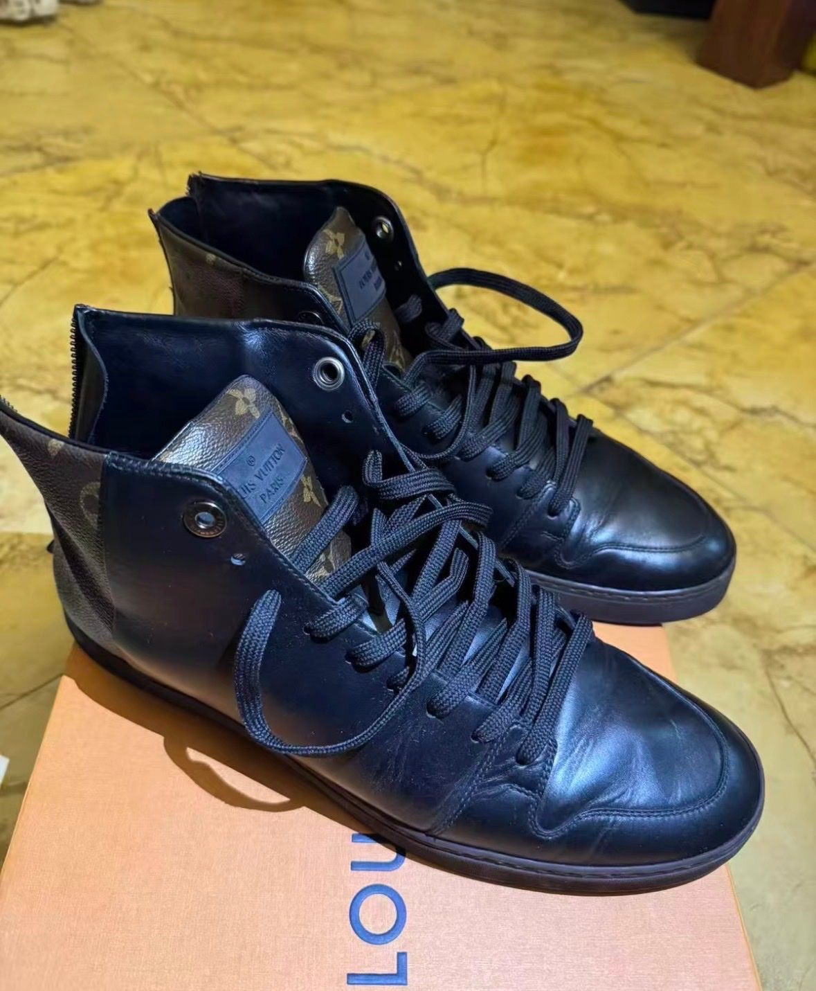 Louis Viotton Sneakers, миниатюра 3