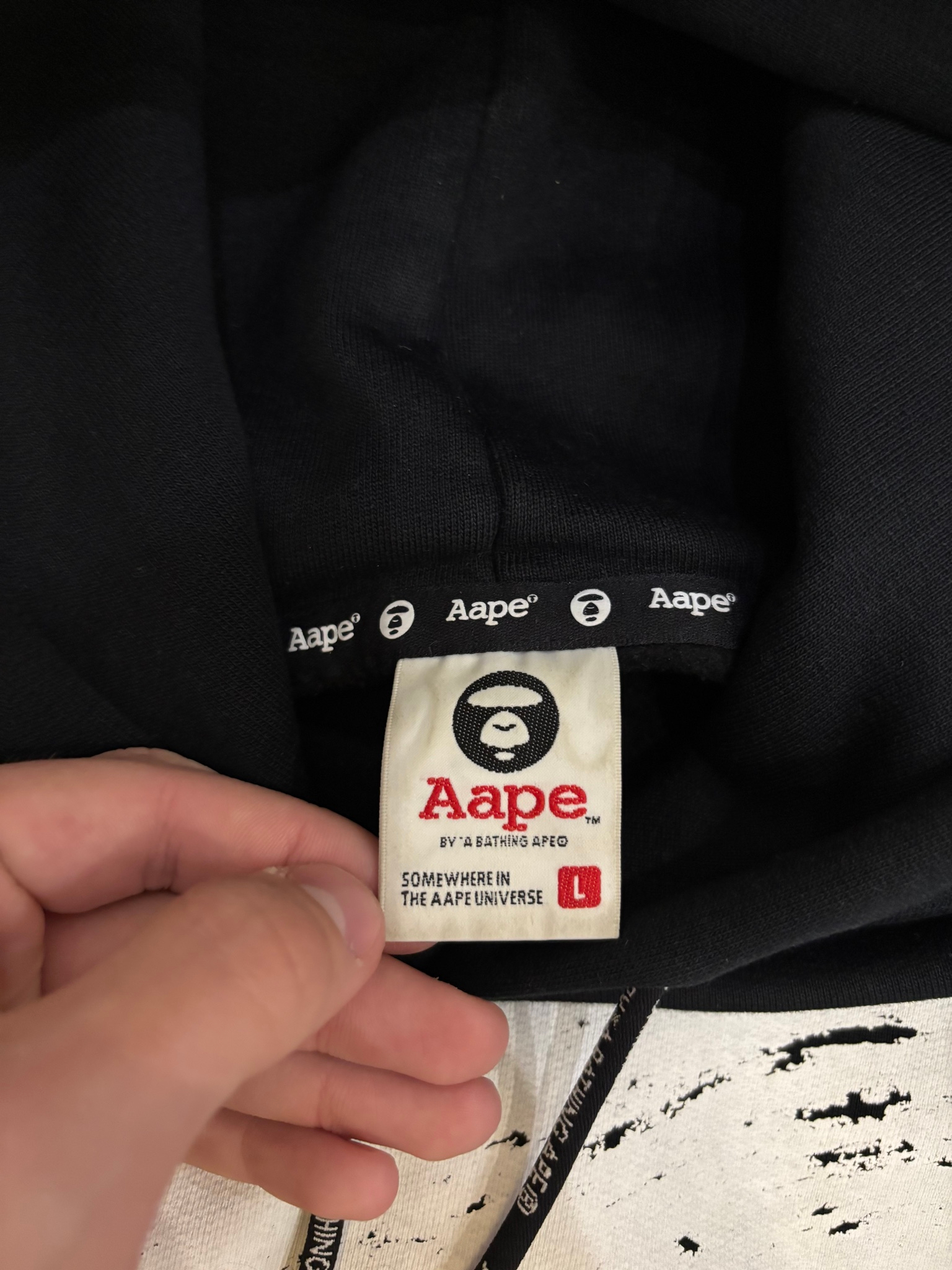 Aape Худи, миниатюра 6