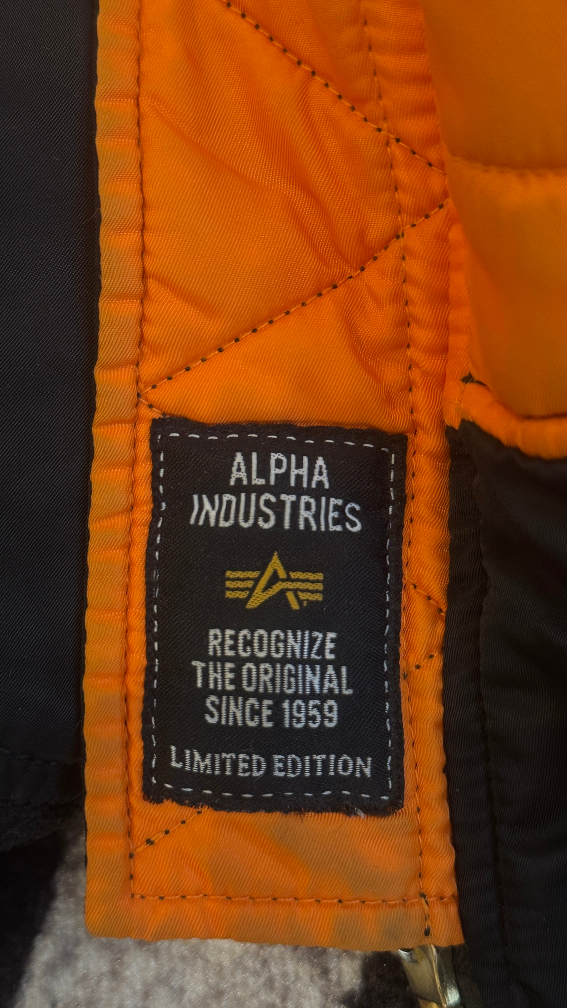 Alpha Industries MA-1 BLOOD CHIT (BLACK), миниатюра 3