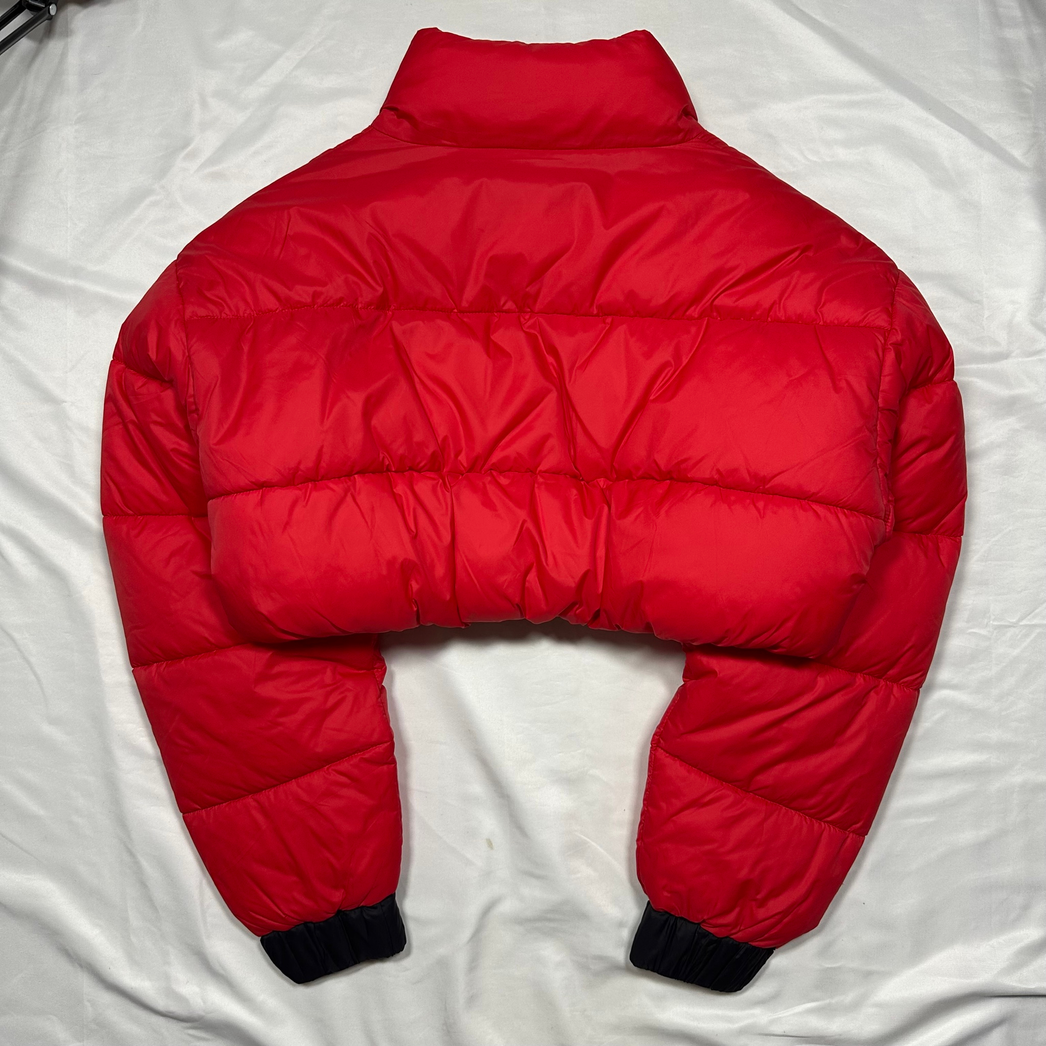 Moschino x H&M Puffer jacket 2018 by Jeremy Scott, миниатюра 2