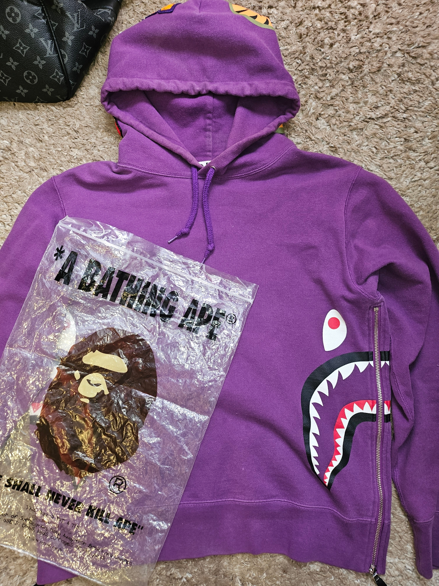 Bape Shark, миниатюра 1