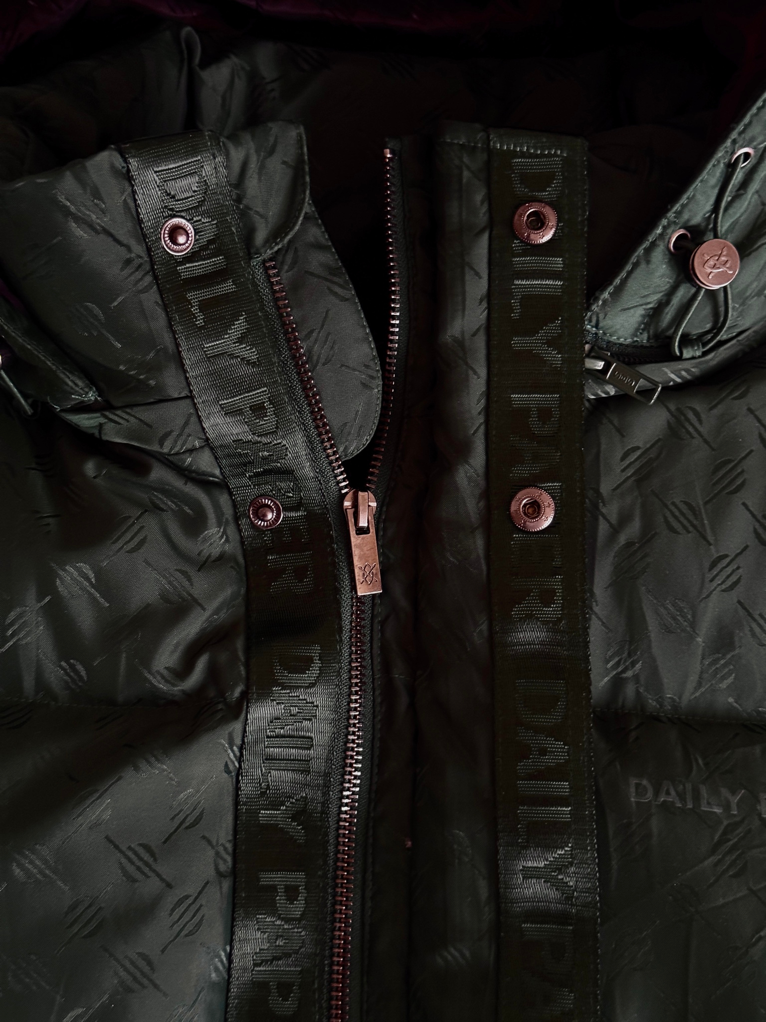 Daily Paper Rosin Green Monogram Short Puffer Jacket, миниатюра 9