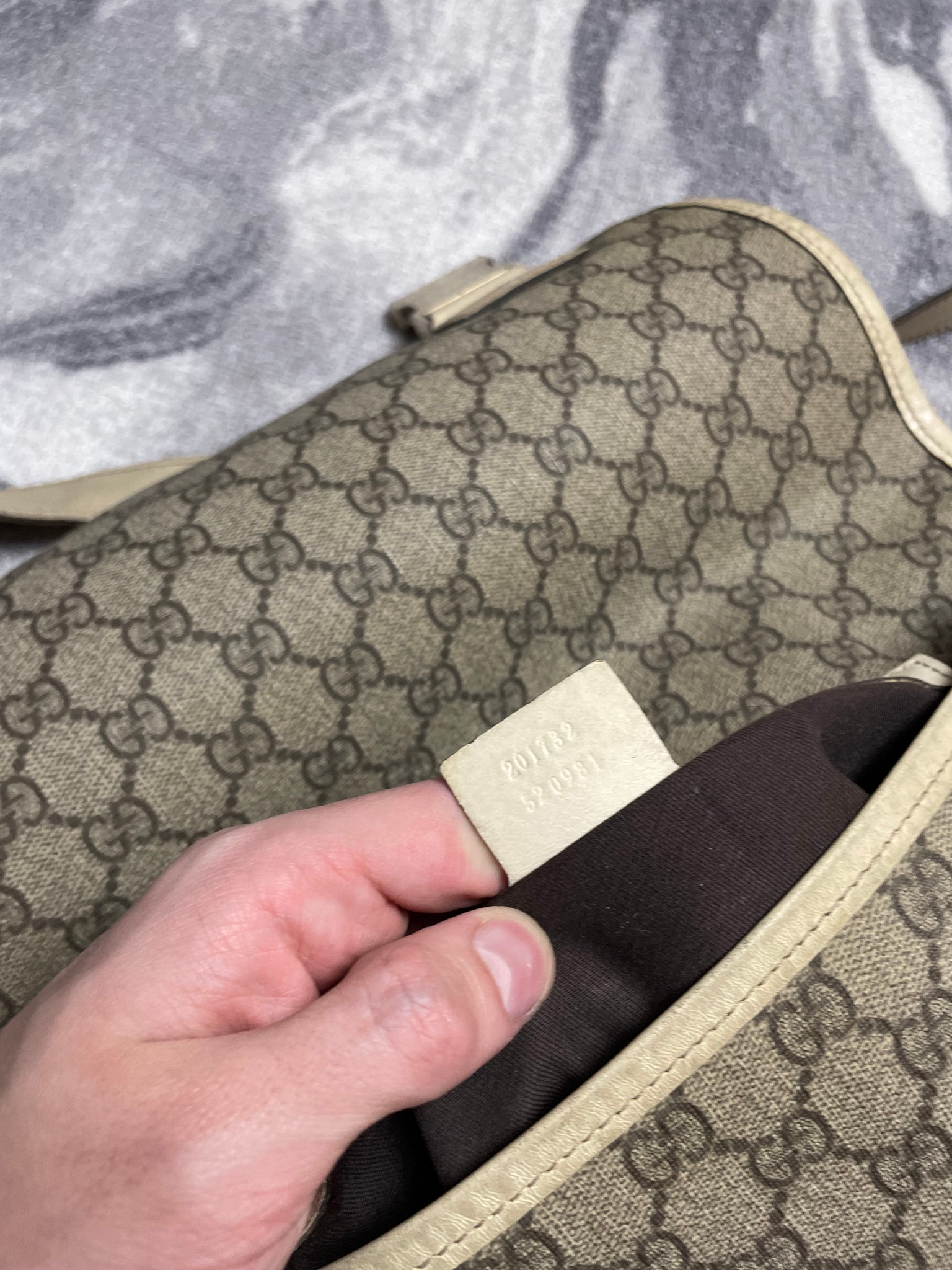 GUCCI vintage canvas shoulder monogram bag, миниатюра 8