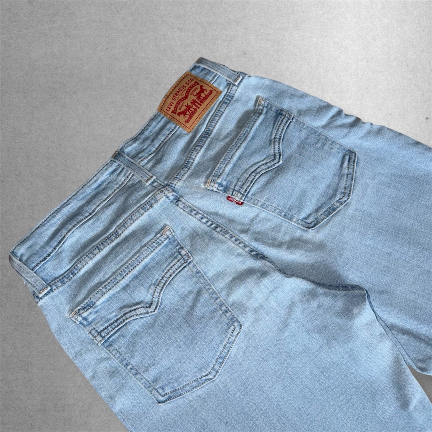 Levi's 725 High Rise Bootcut, миниатюра 2