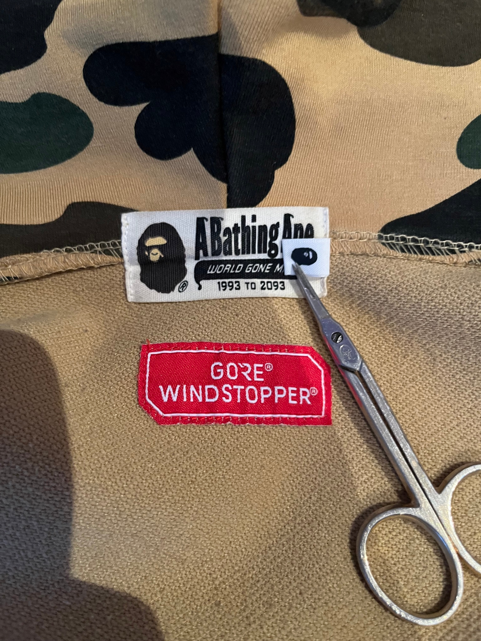 BAPE 1st Camo Windstopper Shark Full Zip Hoodie Yellow Bape, L / 52-54 EU, миниатюра 3