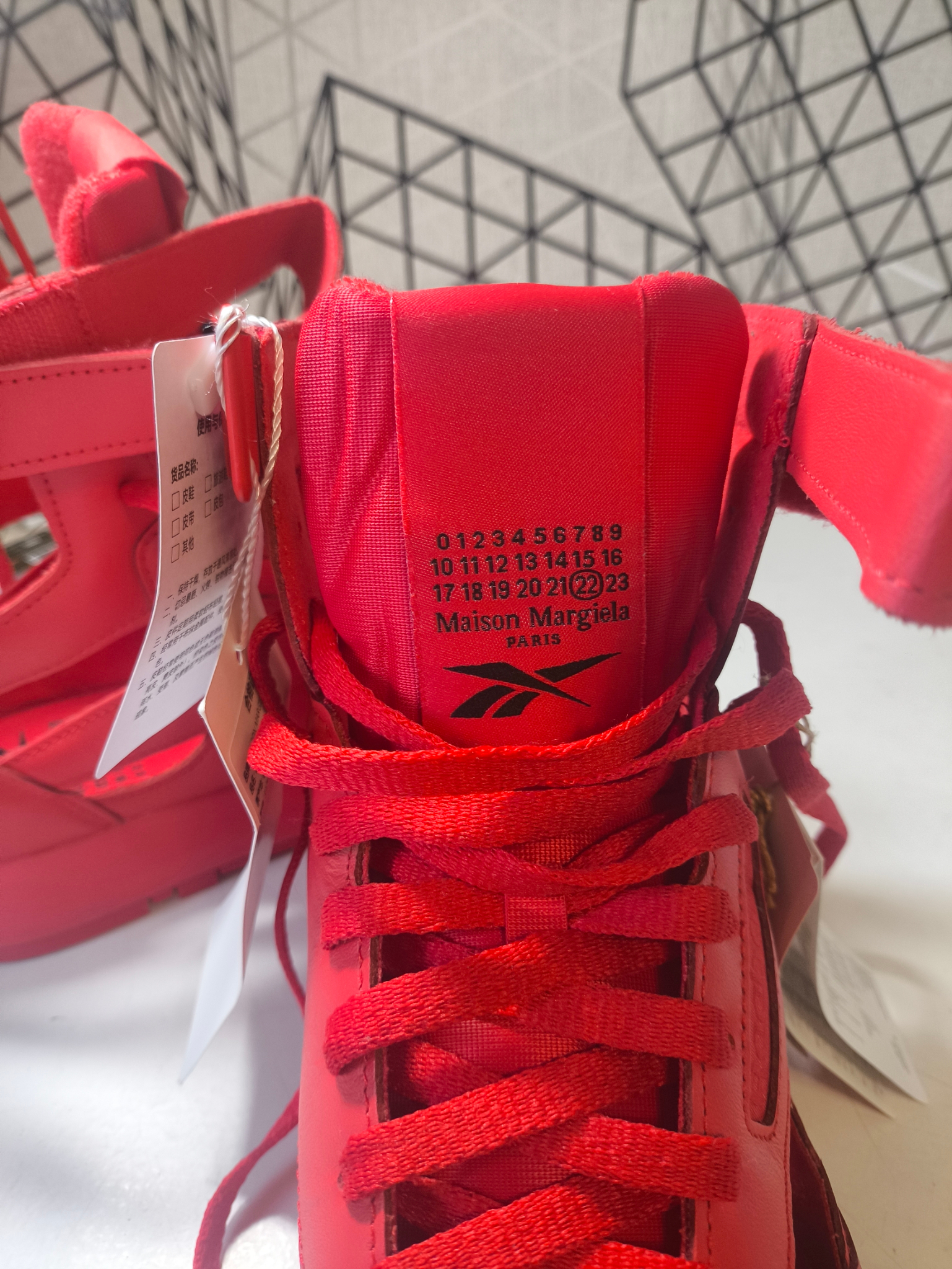 Maison Margiela x Reebok Classic Leather Tabi High Red, миниатюра 6