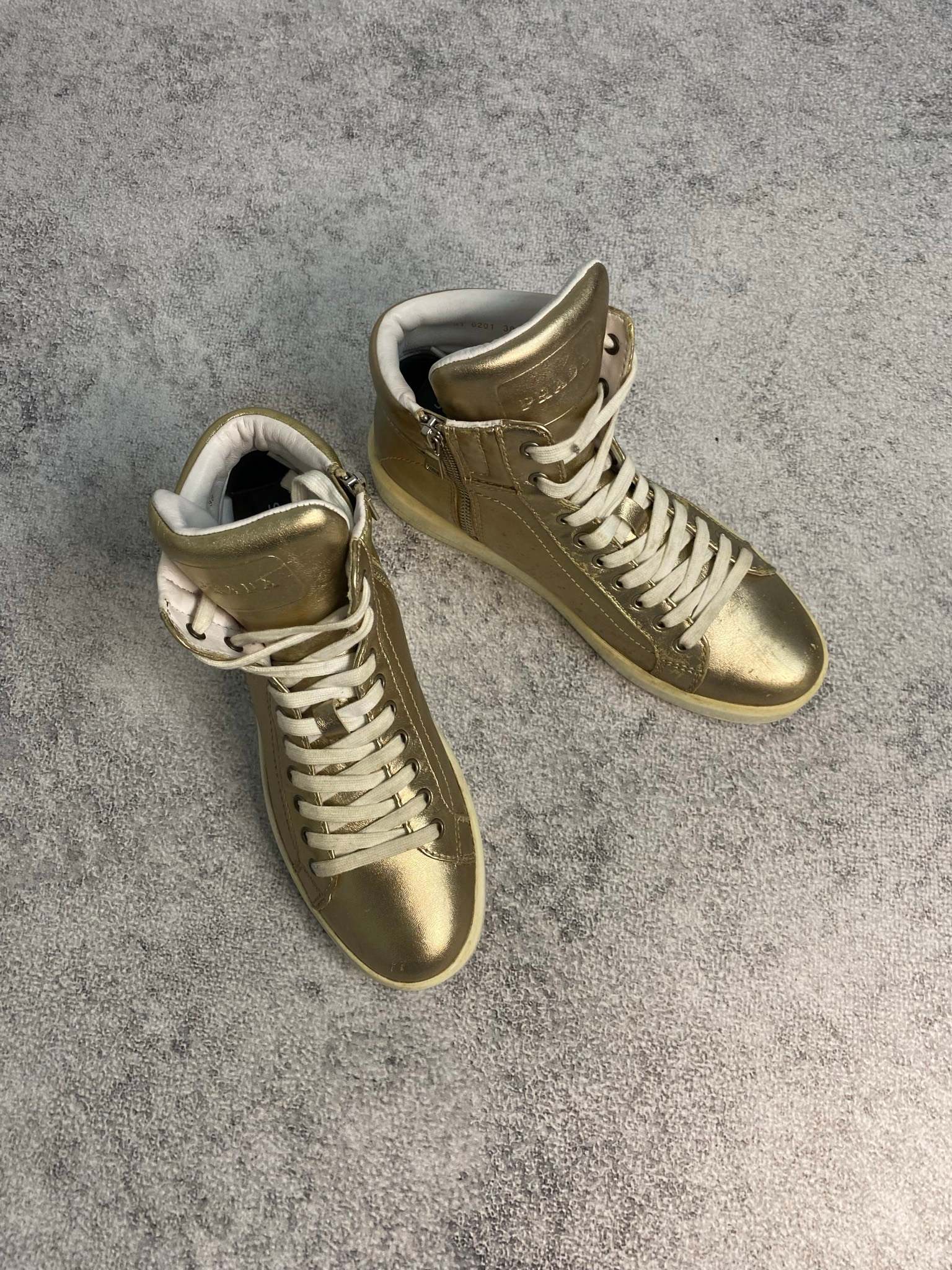 Prada Metallic Gold Side Zip, миниатюра 3