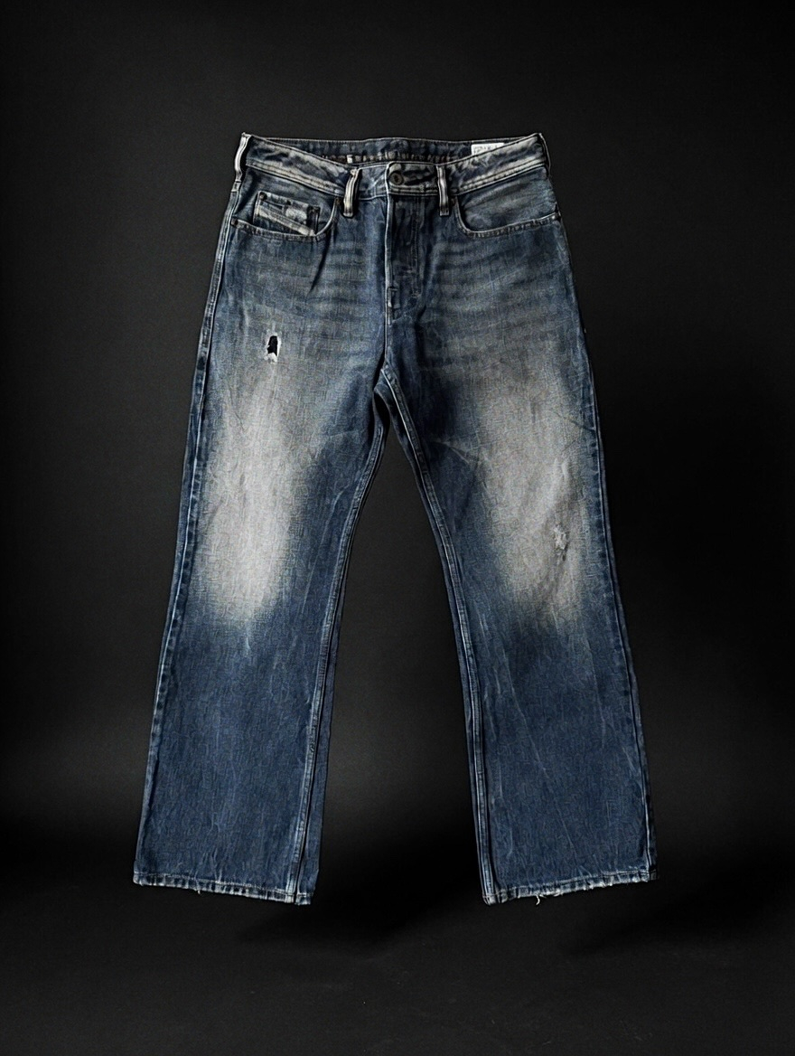 Diesel Zatiny Regular BootCut Distressed Jeans, миниатюра 1