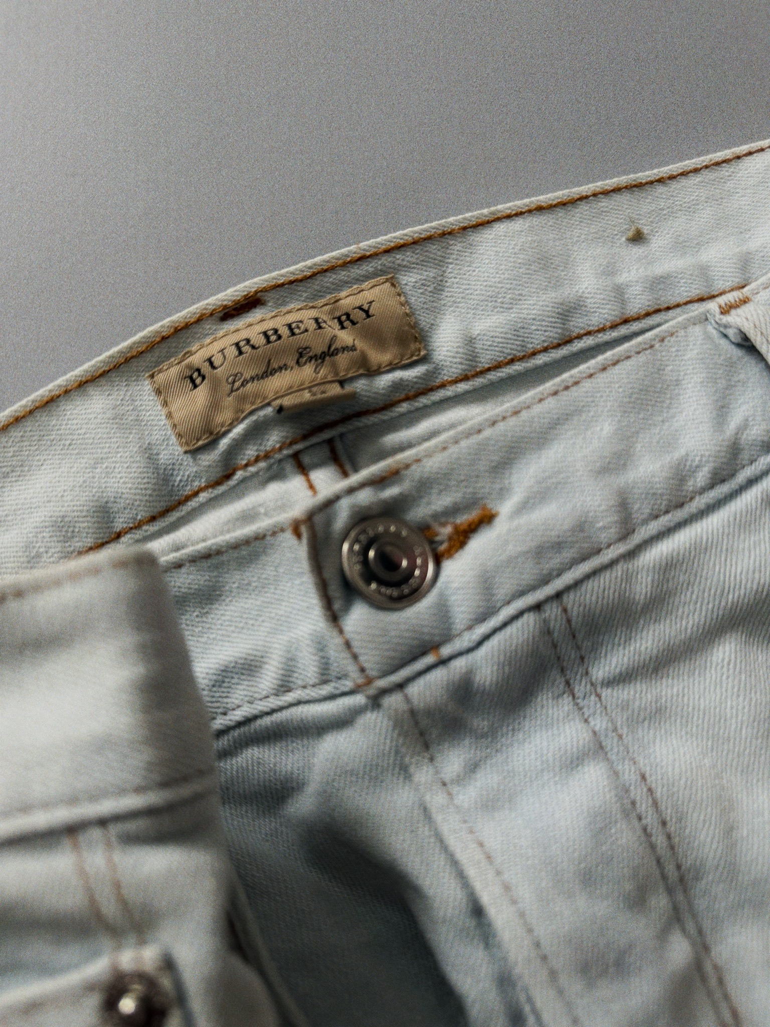 Burberry Light Blue Faded Jeans, миниатюра 6