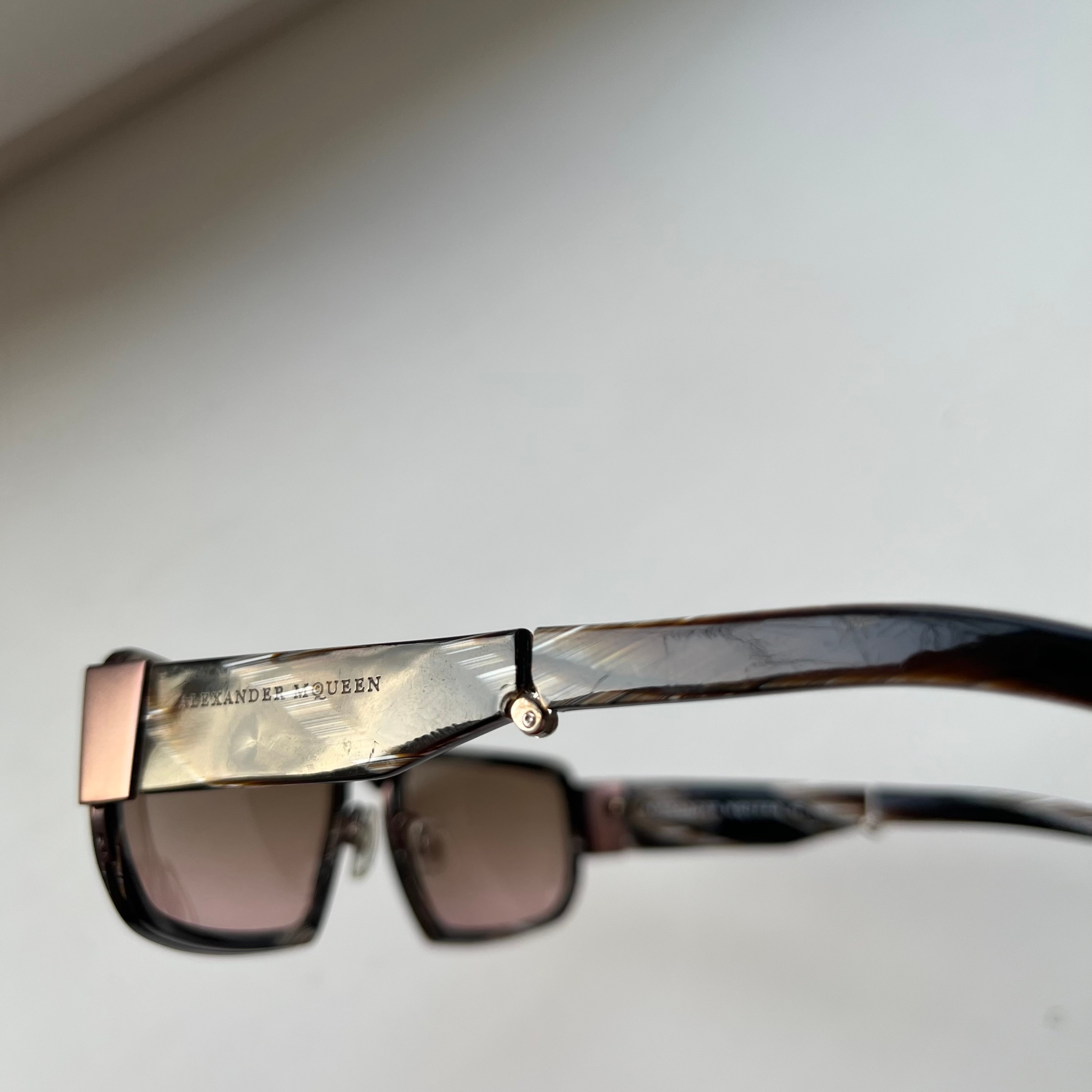 Alexander McQueen Eyes 2000s Foldable Sunglasses, миниатюра 6
