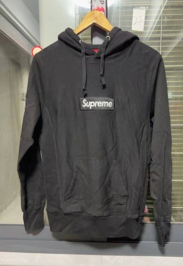 Supreme Худи, миниатюра 1