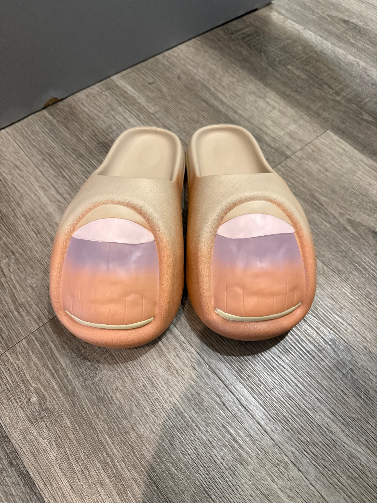 Bravest Studios Toe Slides, миниатюра 1