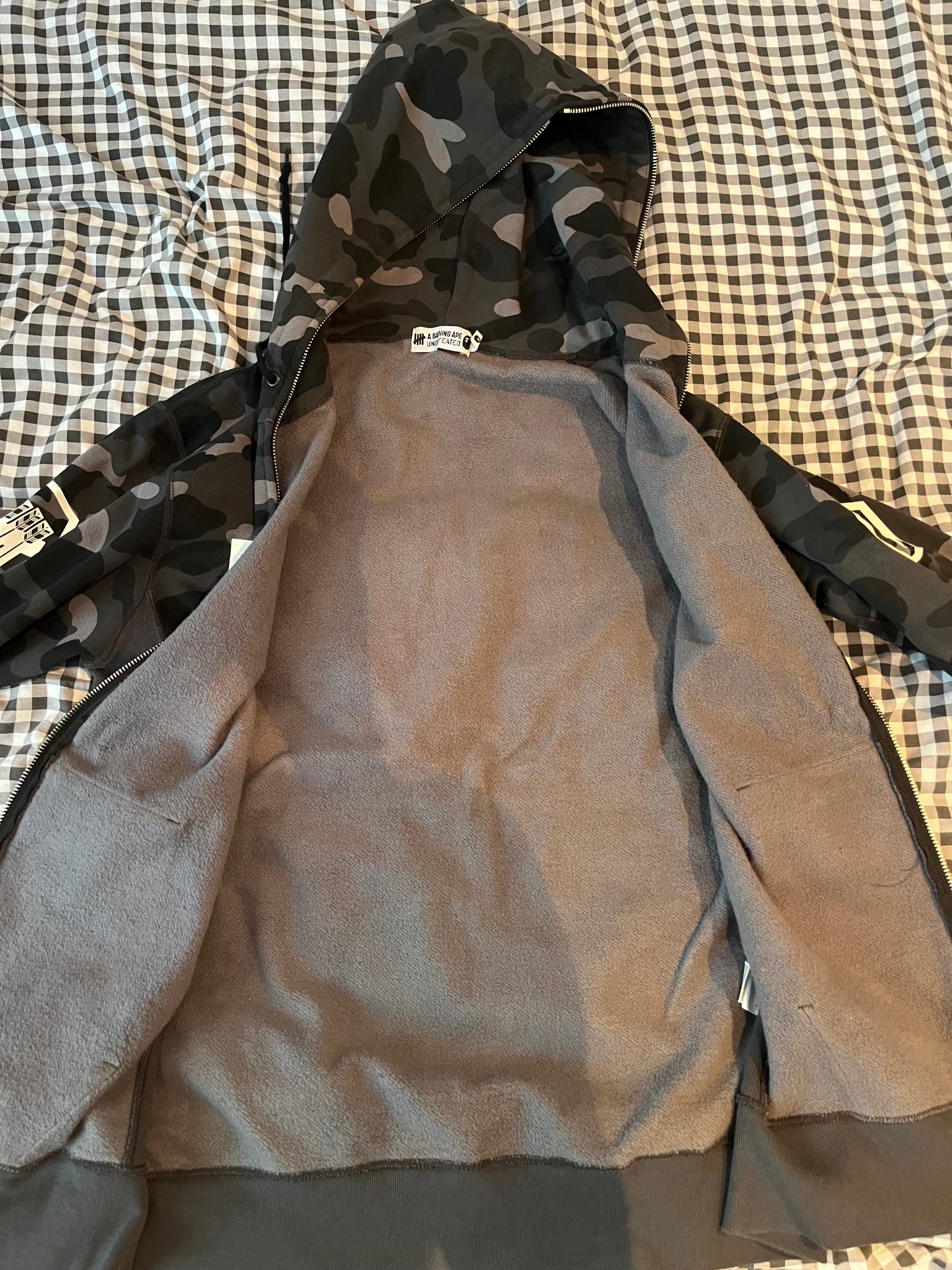 Undefeated x BAPE Zip Hoodie, миниатюра 10
