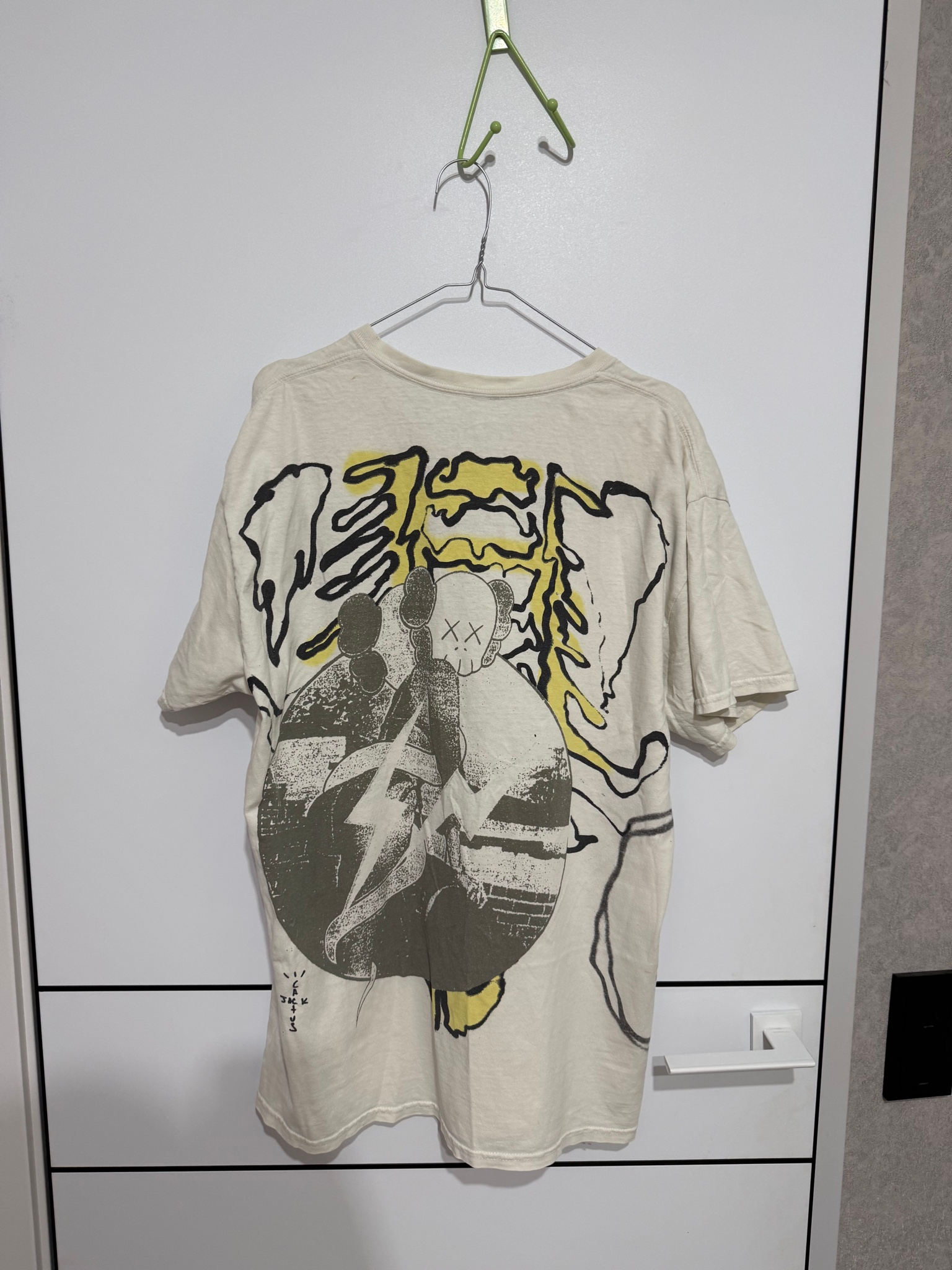 Travis Scott Cactus Jack x Fragment design x Kaws Футболка Cactus Jack x Fragment design x Kaws, миниатюра 2