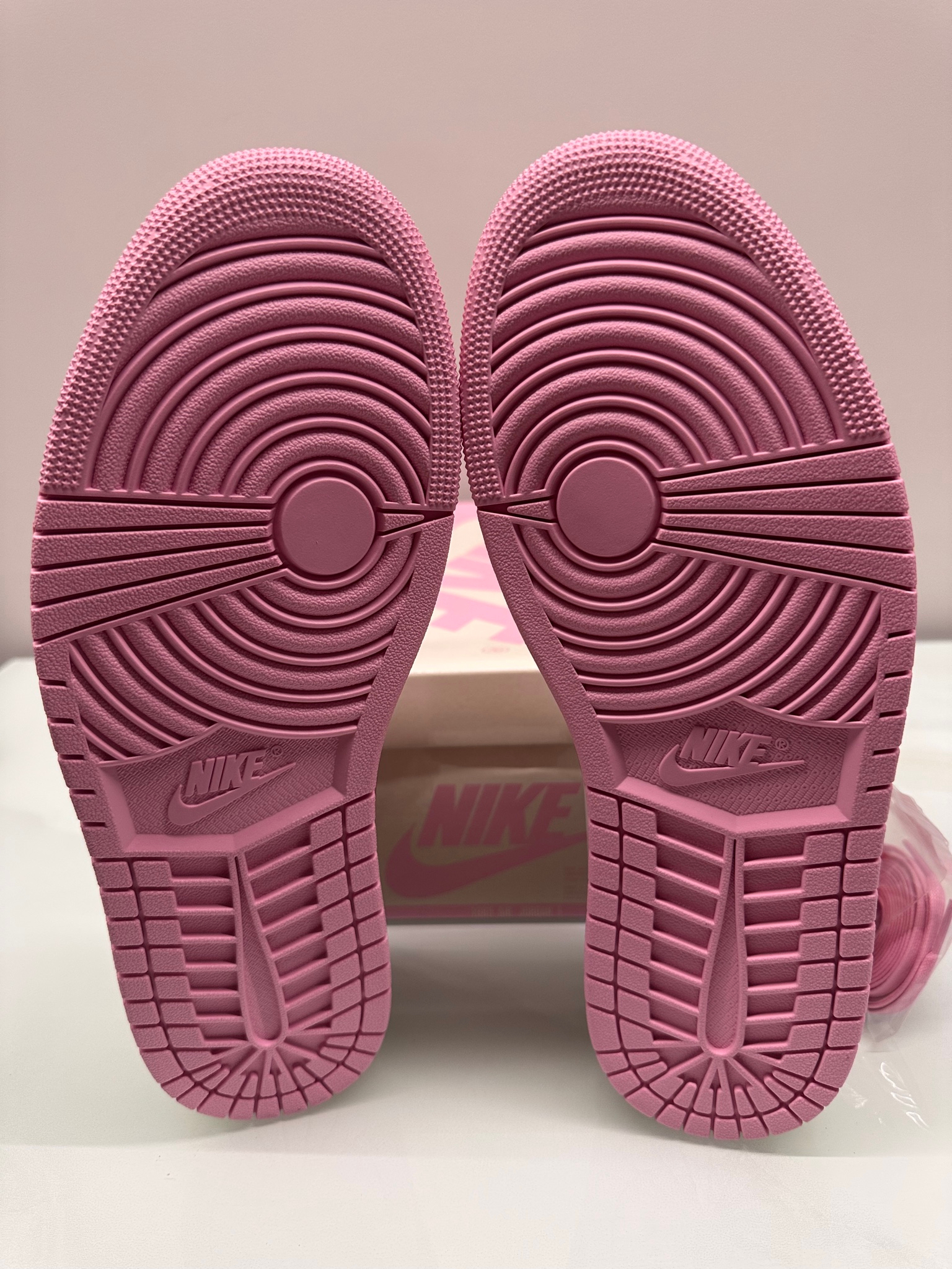 Air Jordan x Travis Scott 1 Low, миниатюра 6