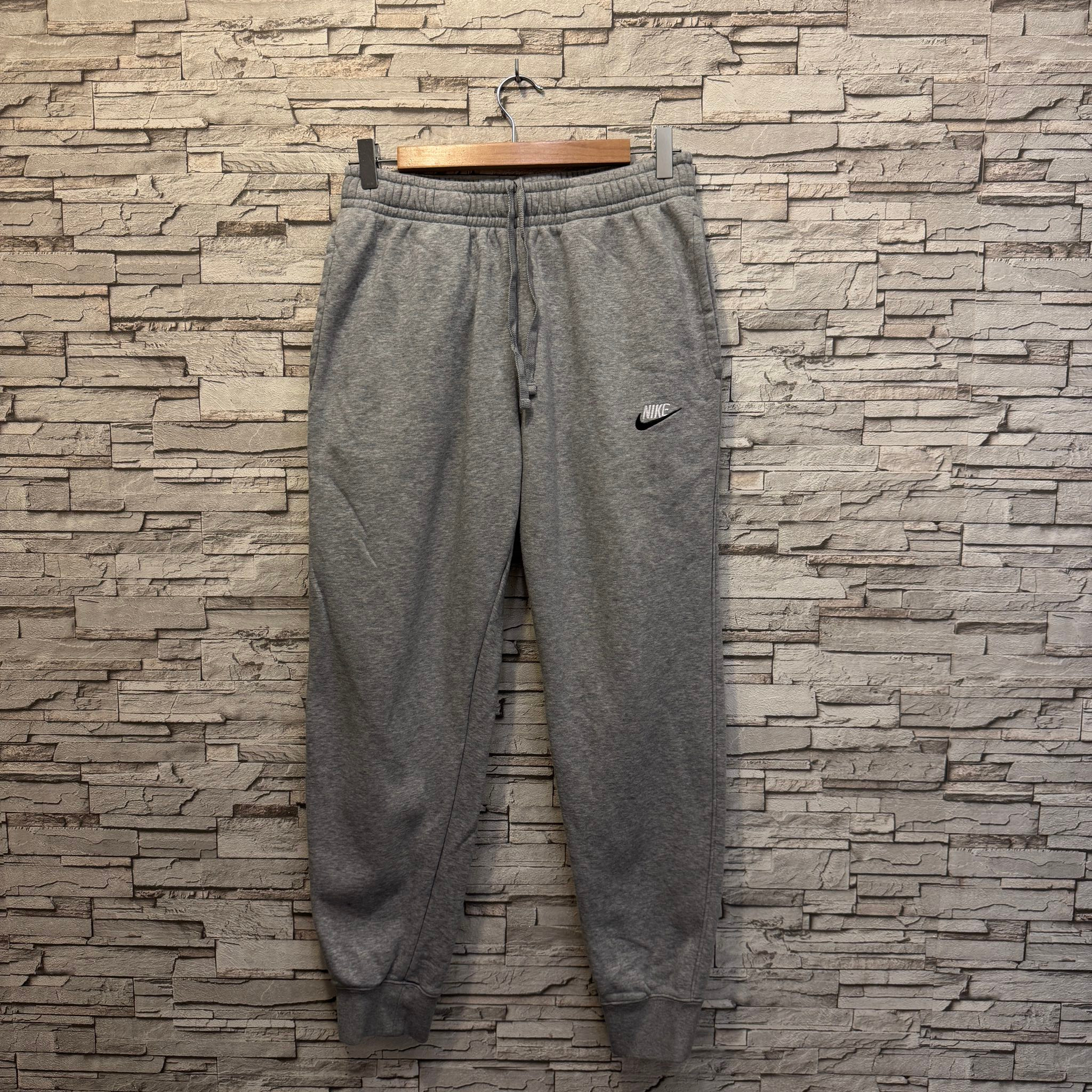 Nike Спортивные штаны, миниатюра 1