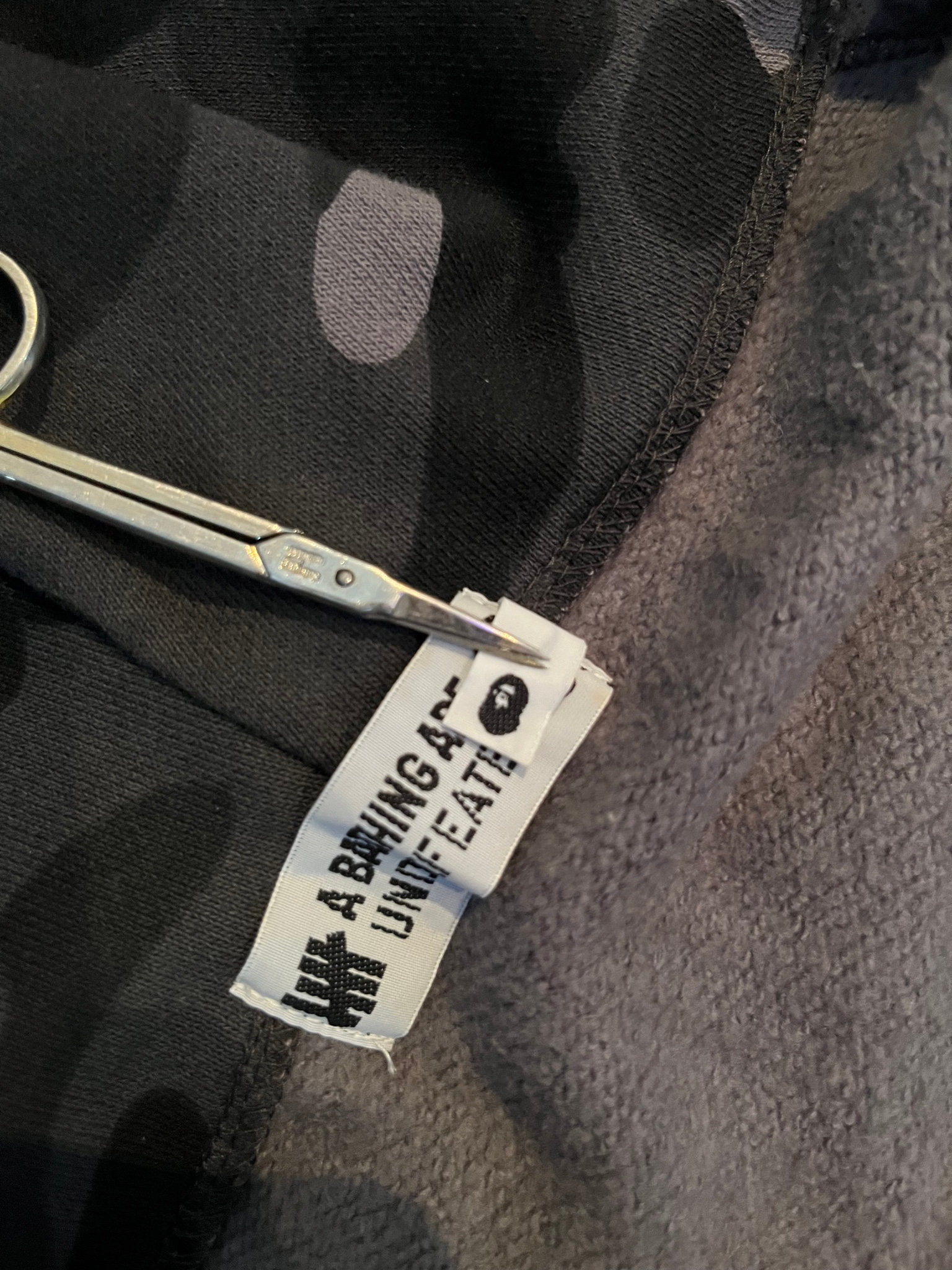 Undefeated x BAPE Zip Hoodie, миниатюра 4