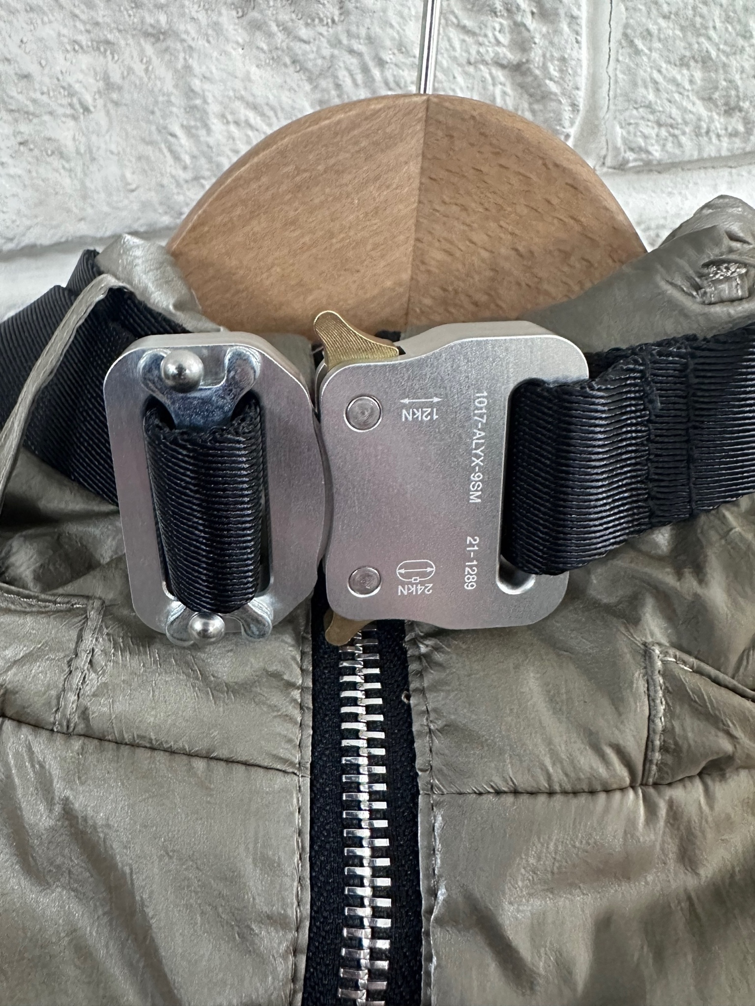 1017 Alyx 9sm Nightrider Silver Green Puffer, миниатюра 5