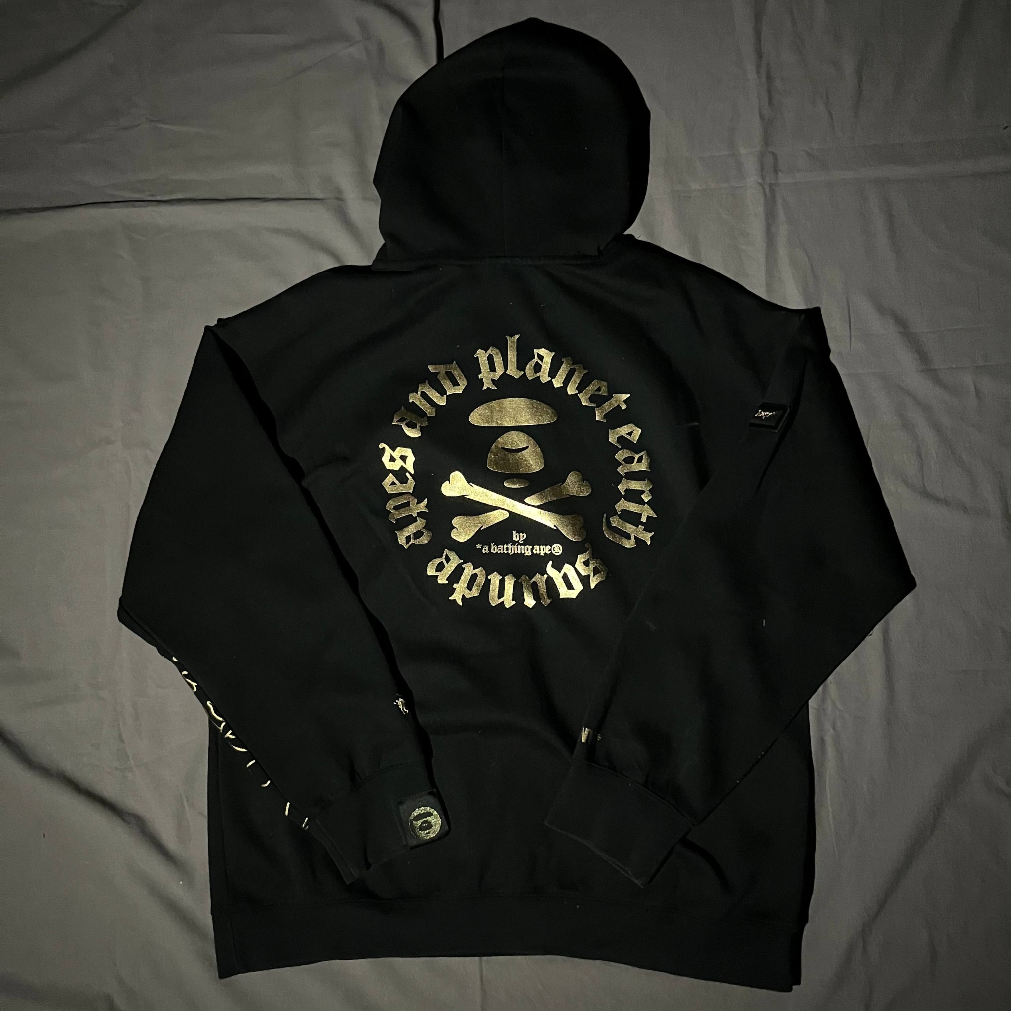 AAPE BY A BATHING APE®. Gold AAPE Gothic Spellout Half-Zip Hoodie, миниатюра 2