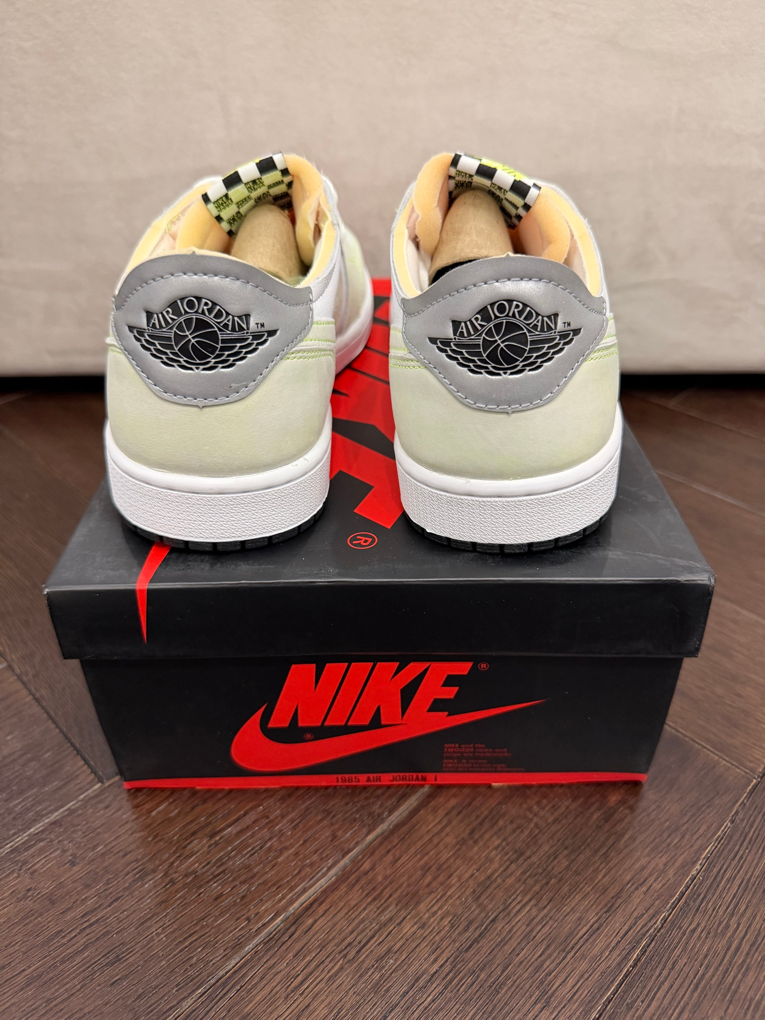 Nike x Air Jordan Air Jordan 1 OG Low Ghost Green, миниатюра 3