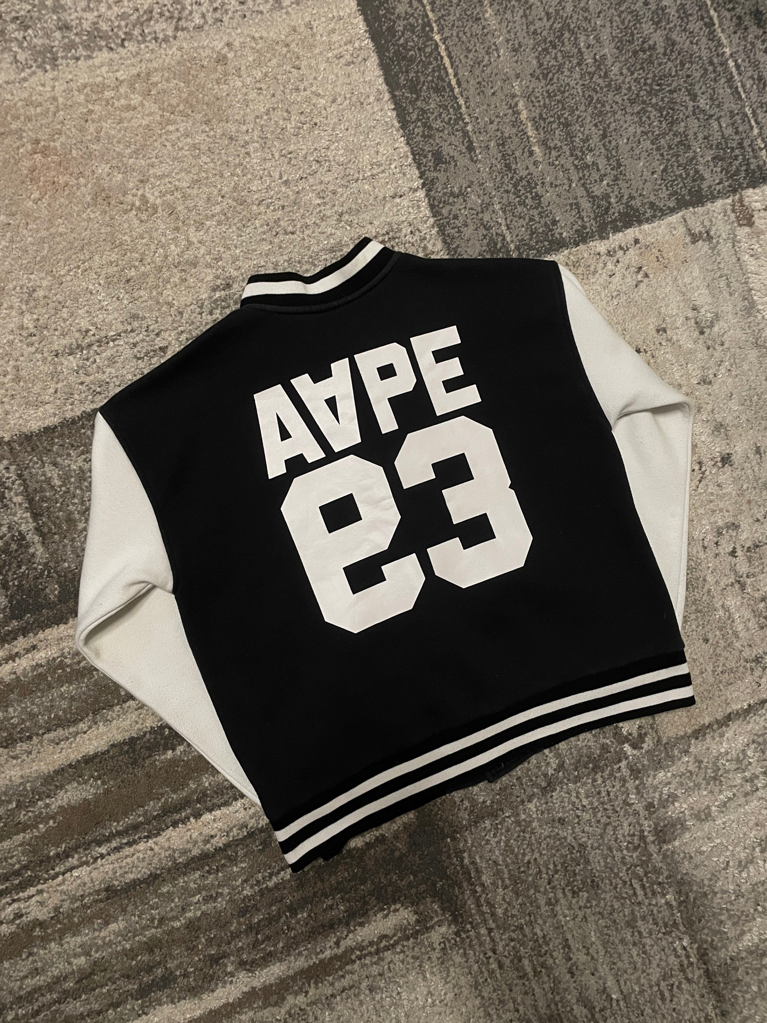 Aape Bomber, миниатюра 3