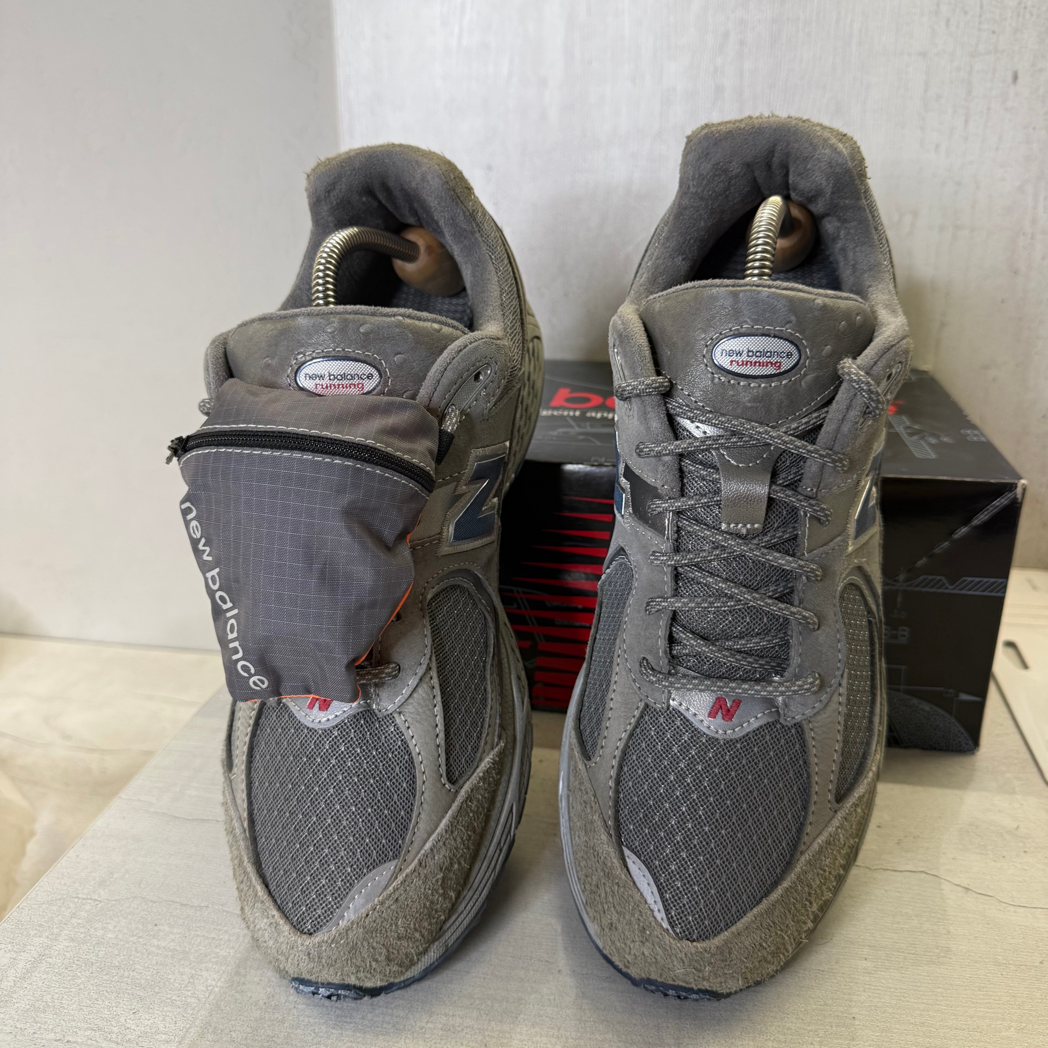 New Balance 2002R «Pouch» Castle Grey, миниатюра 3