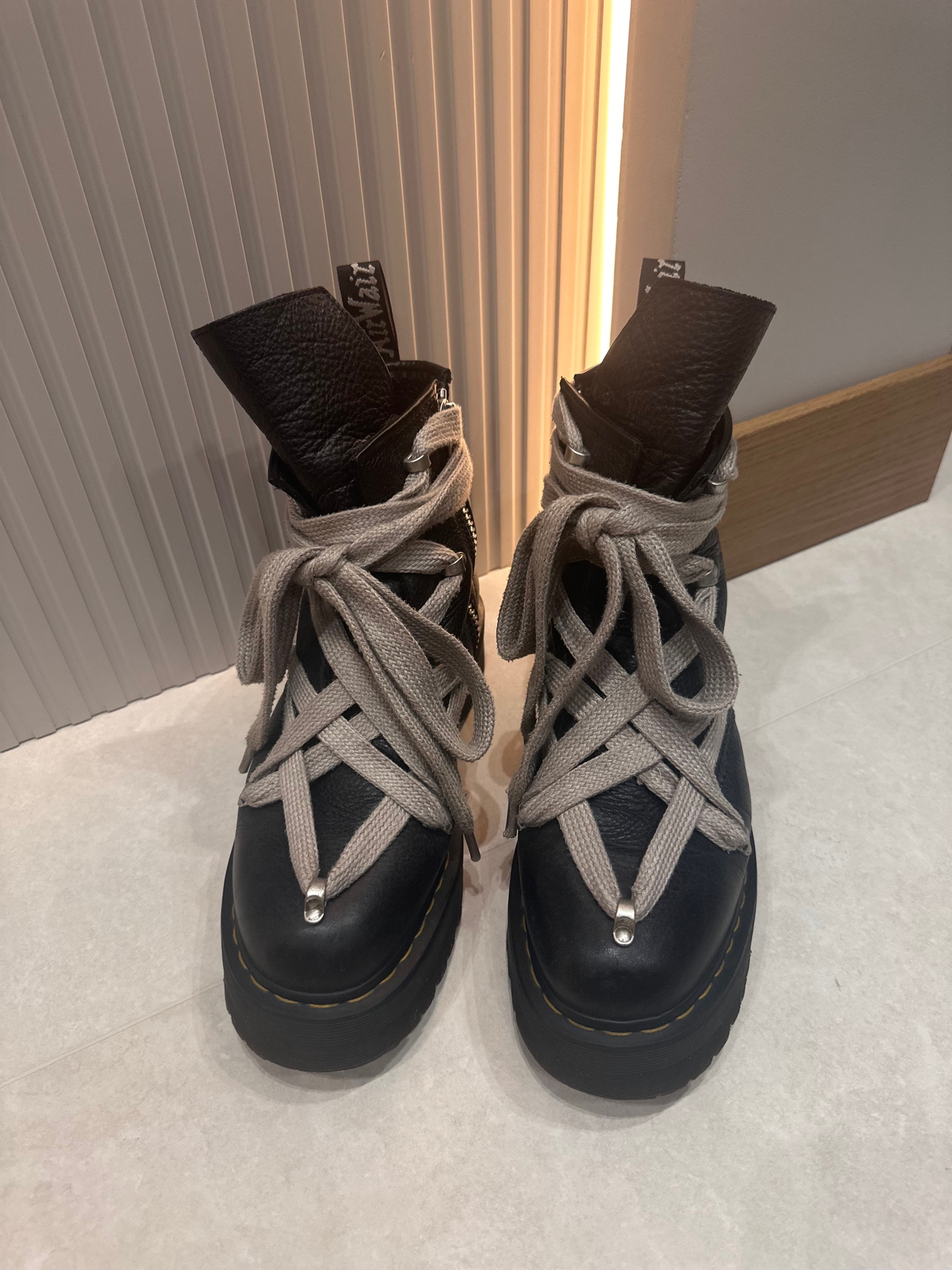 Rick Owens x Dr Martens Hexagram Jumbo Boots, миниатюра 2