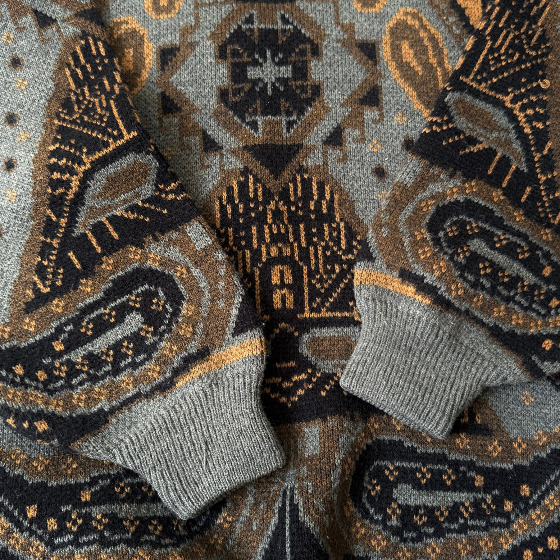 Mahmoud Al Fattan 1990s Vintage Arabian Sweater, миниатюра 3