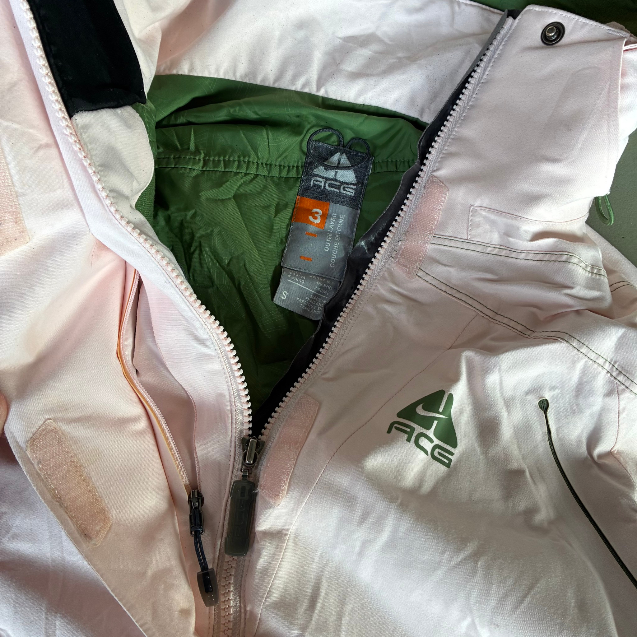 Nike ACG Womens GORE-TEX Lined Ski Jacket, миниатюра 4