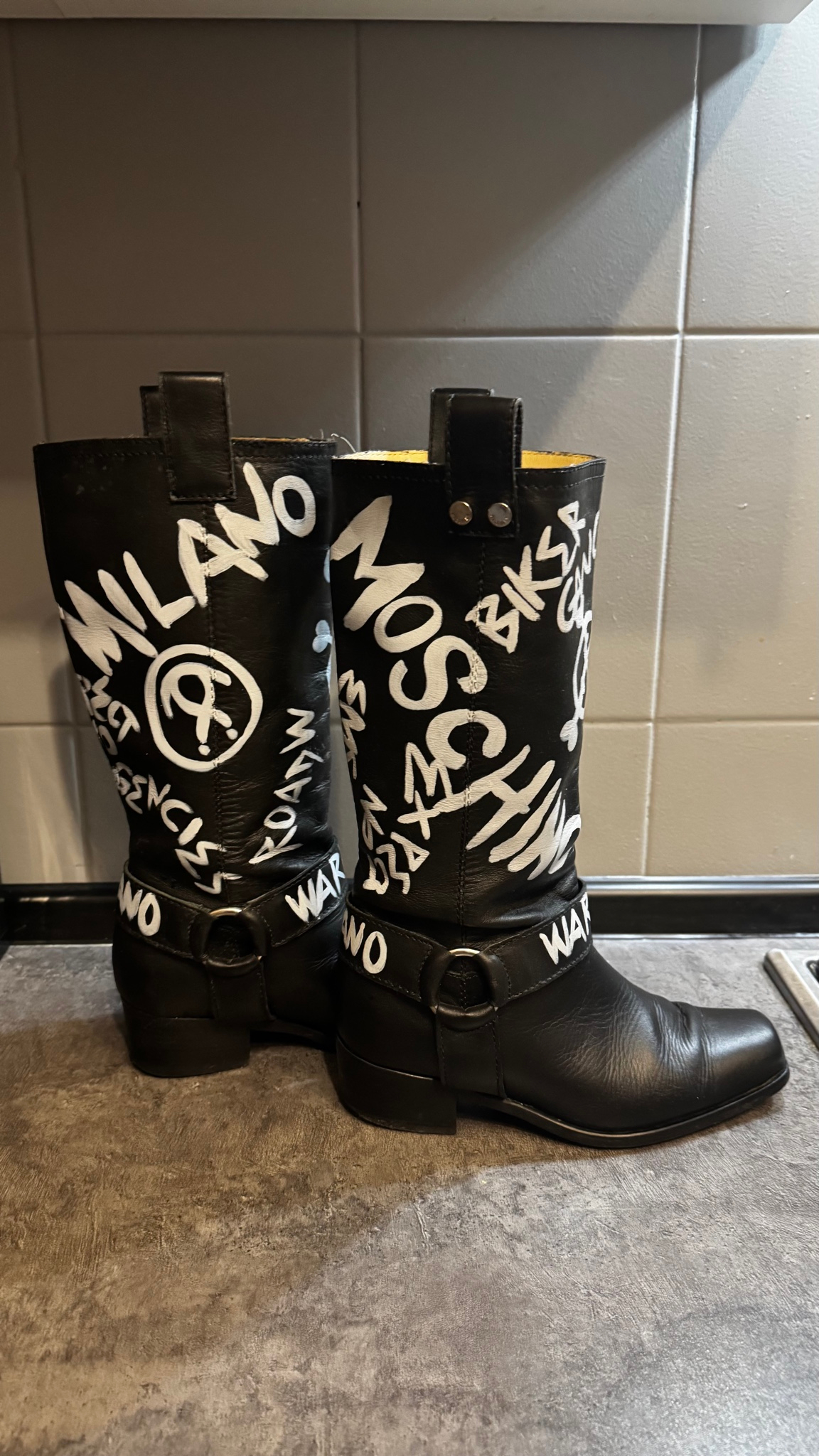 Moschino Другое, миниатюра 2